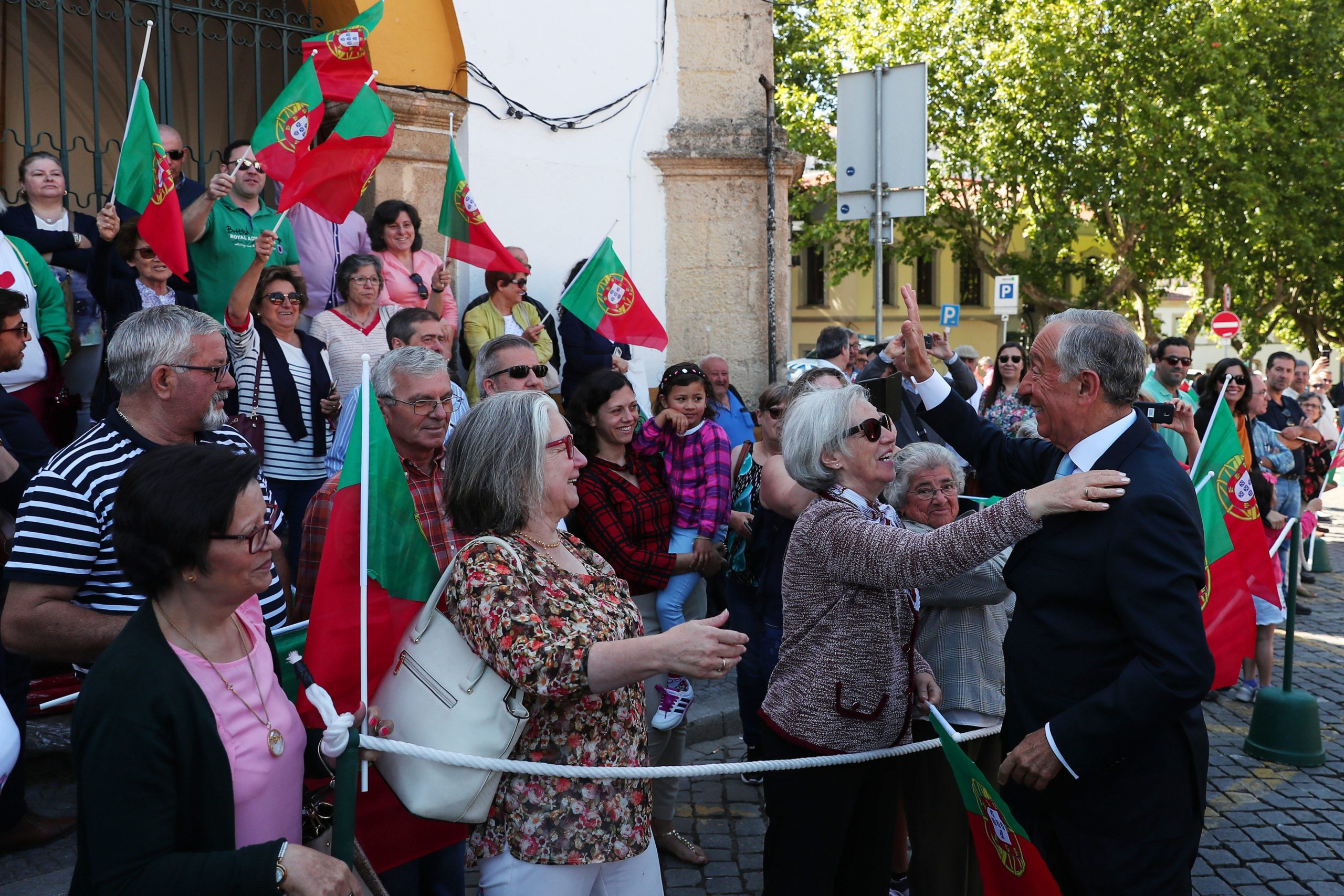 10 Junho: Autarca de Portalegre agradece a Presidente por “fazer acreditar” num futuro com “esperança”