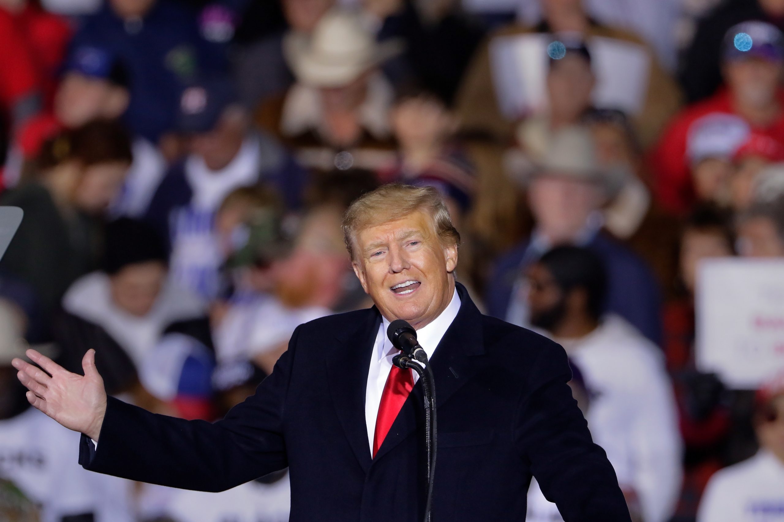 Trump diz que McConnell não fala em nome dos republicanos ao criticar ataque ao Capitólio