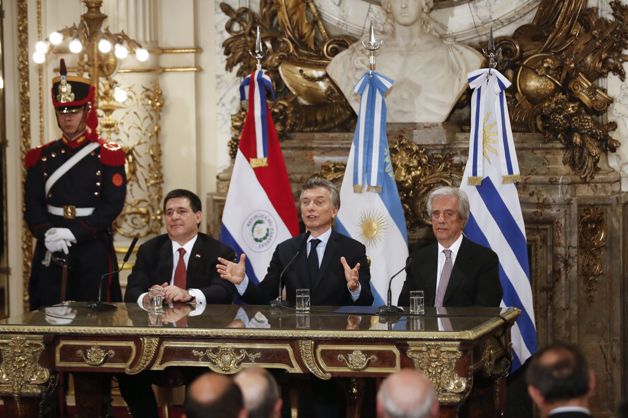 Argentina, Uruguai e Paraguai anunciam candidatura conjunta ao Mundial de futebol de 2030