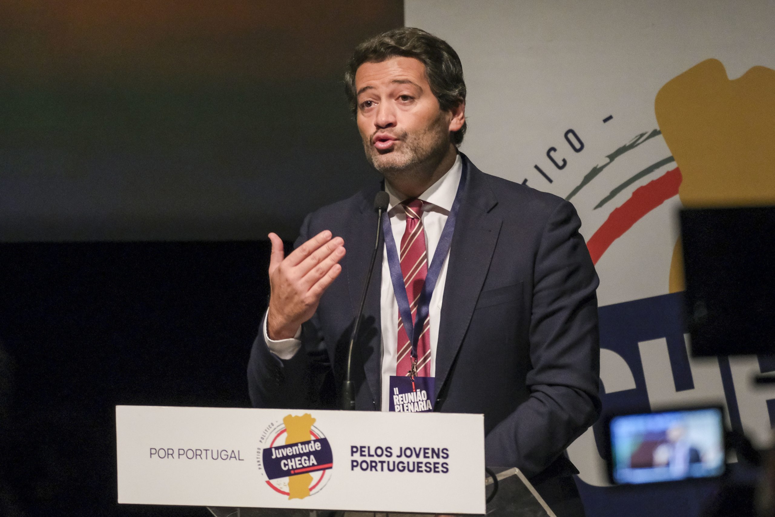 Ventura considera que Pedro Nuno está “absolutamente impreparado” para ser primeiro-ministro