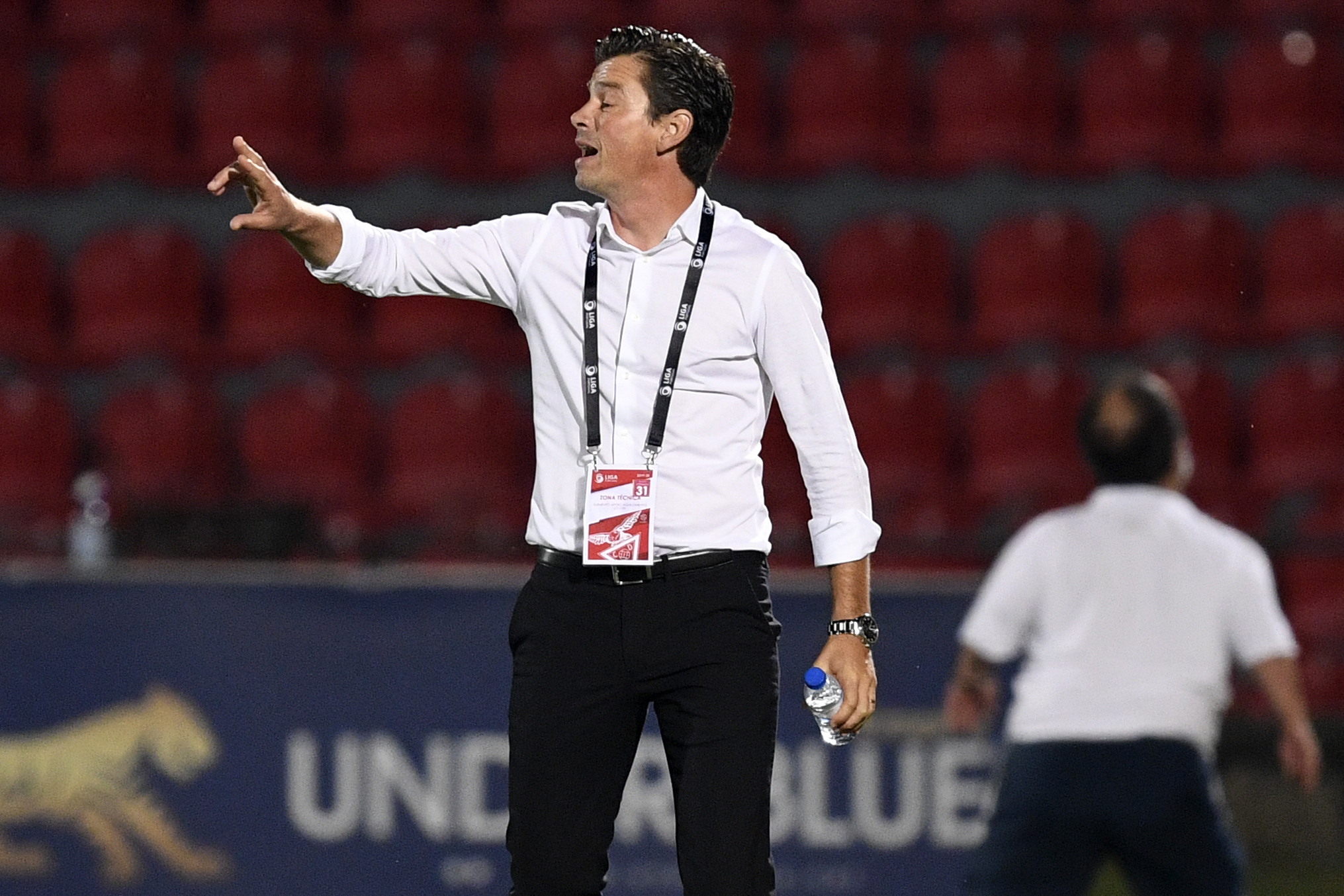Nuno Manta Santos rescinde e abandona comando técnico do Desportivo das Aves