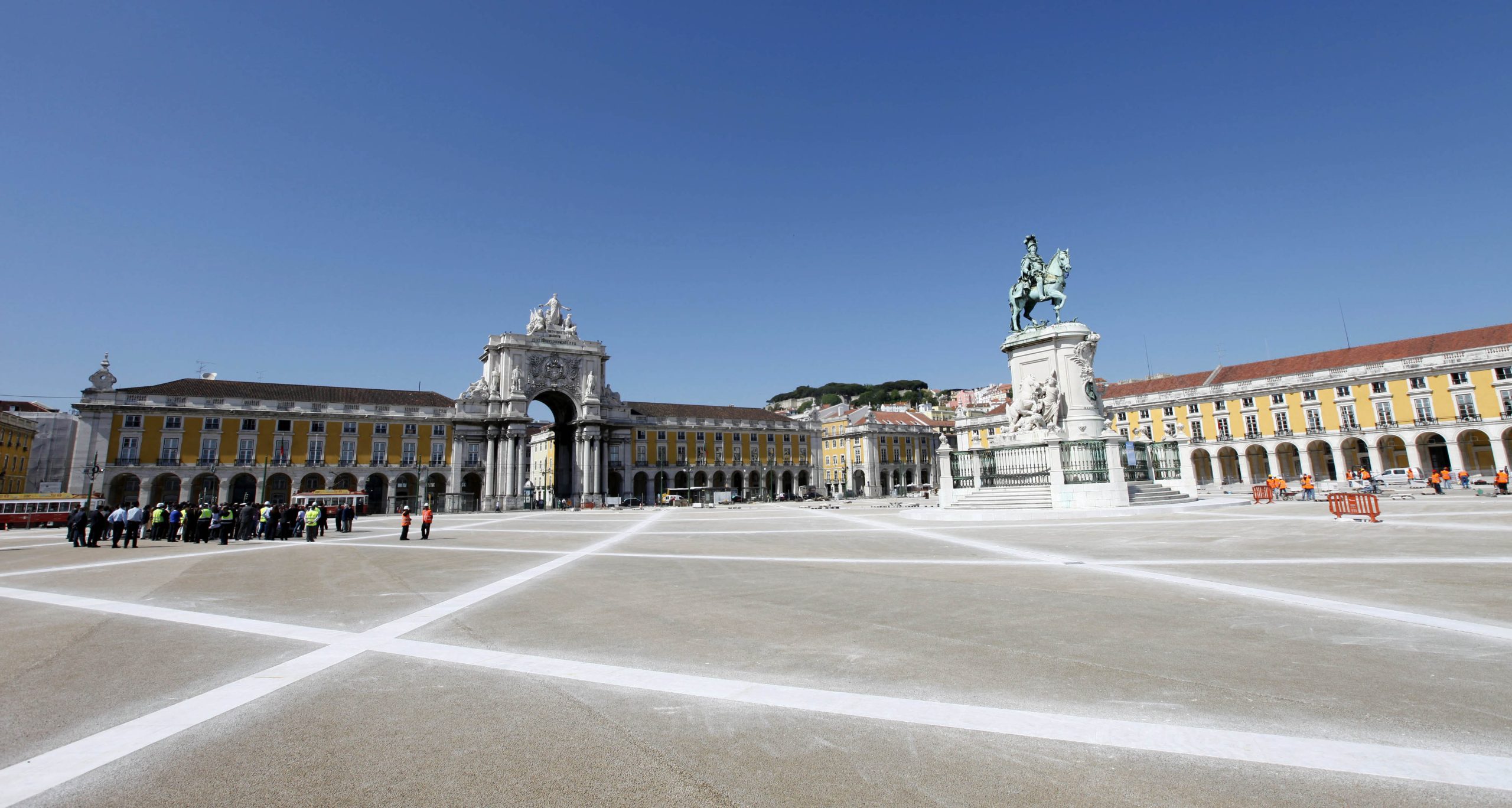 Câmara de Lisboa lança concurso para obras no Torreão Poente da Praça do Comércio