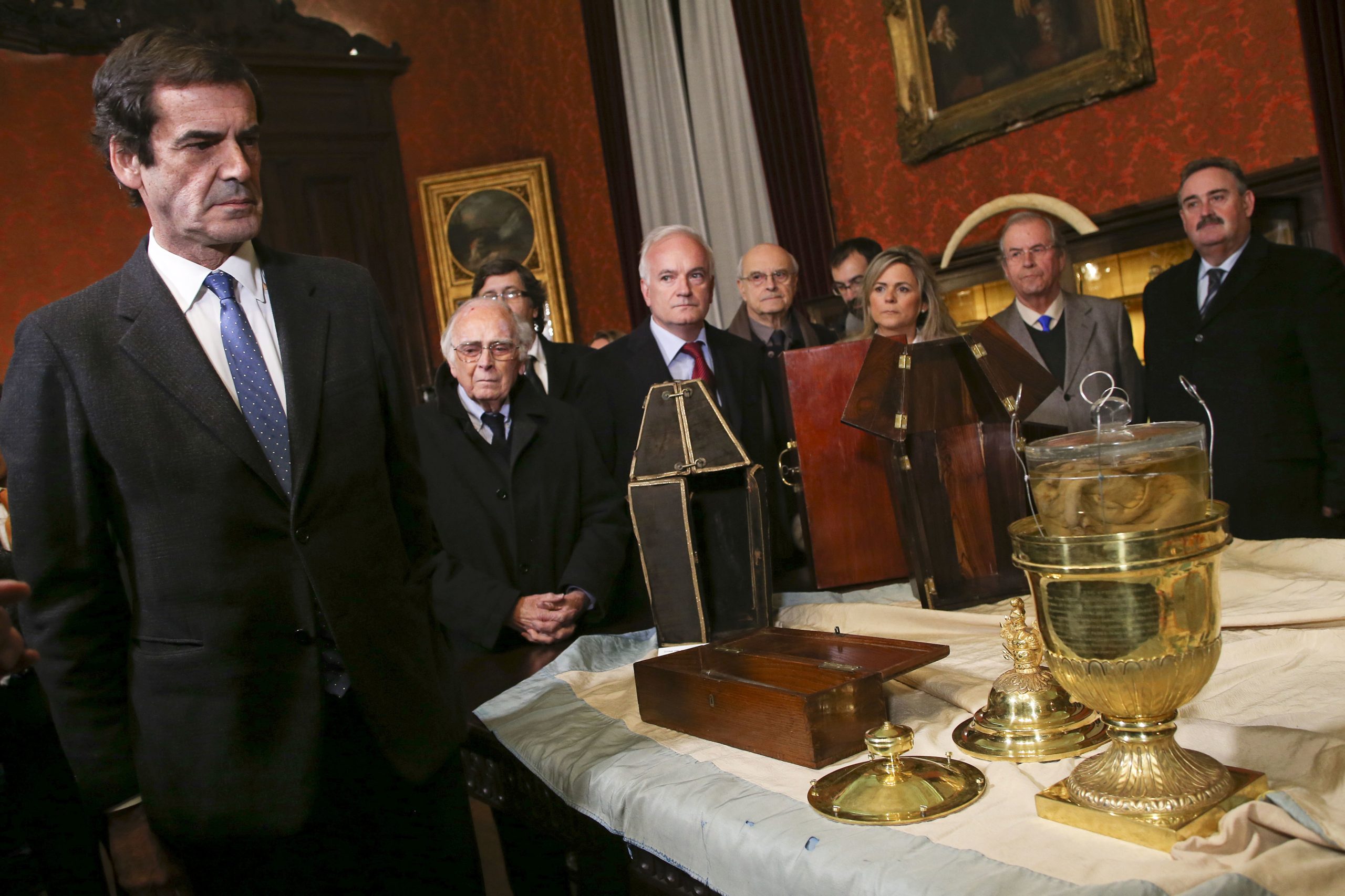 Coração de D. Pedro em exposição no Porto antes de ser transladado para o Brasil