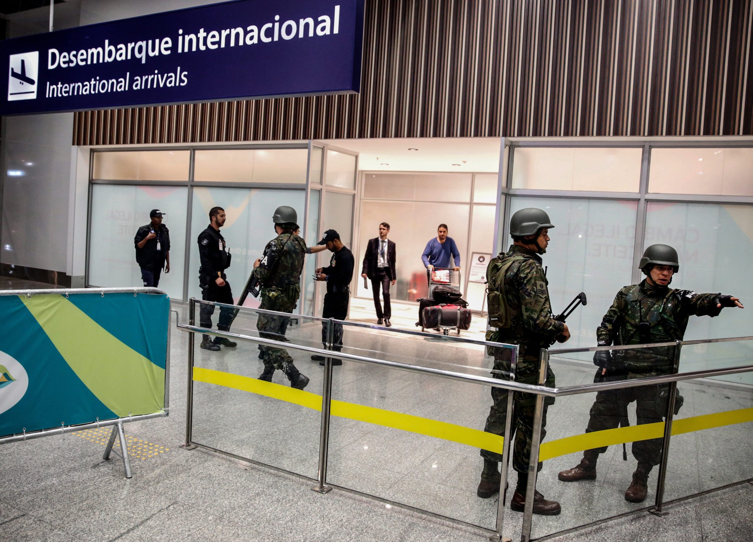 Brasil oficializa concessão de treze aeroportos regionais para empresas privadas