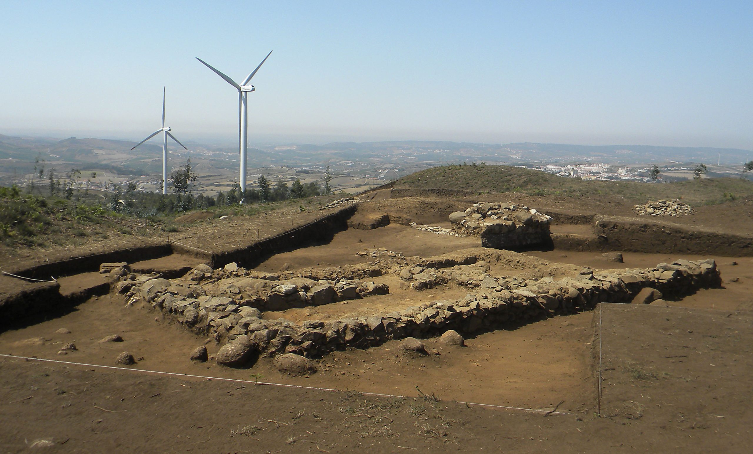 “Linhas de Torres”: Fortes construídos há 200 anos para travar tropas francesas são monumento nacional