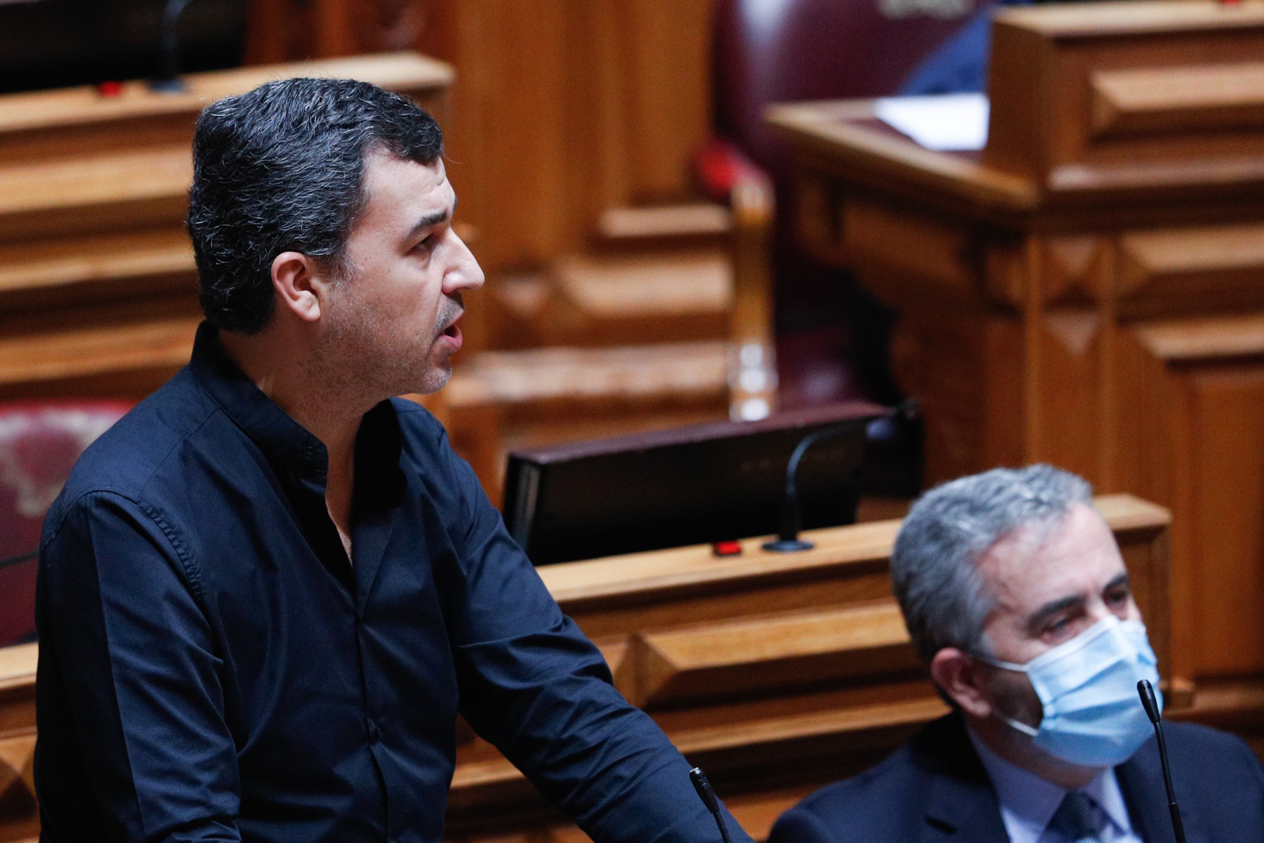 PAN diz que Costa está em “confinamento político” sem “pontes” com outros partidos
