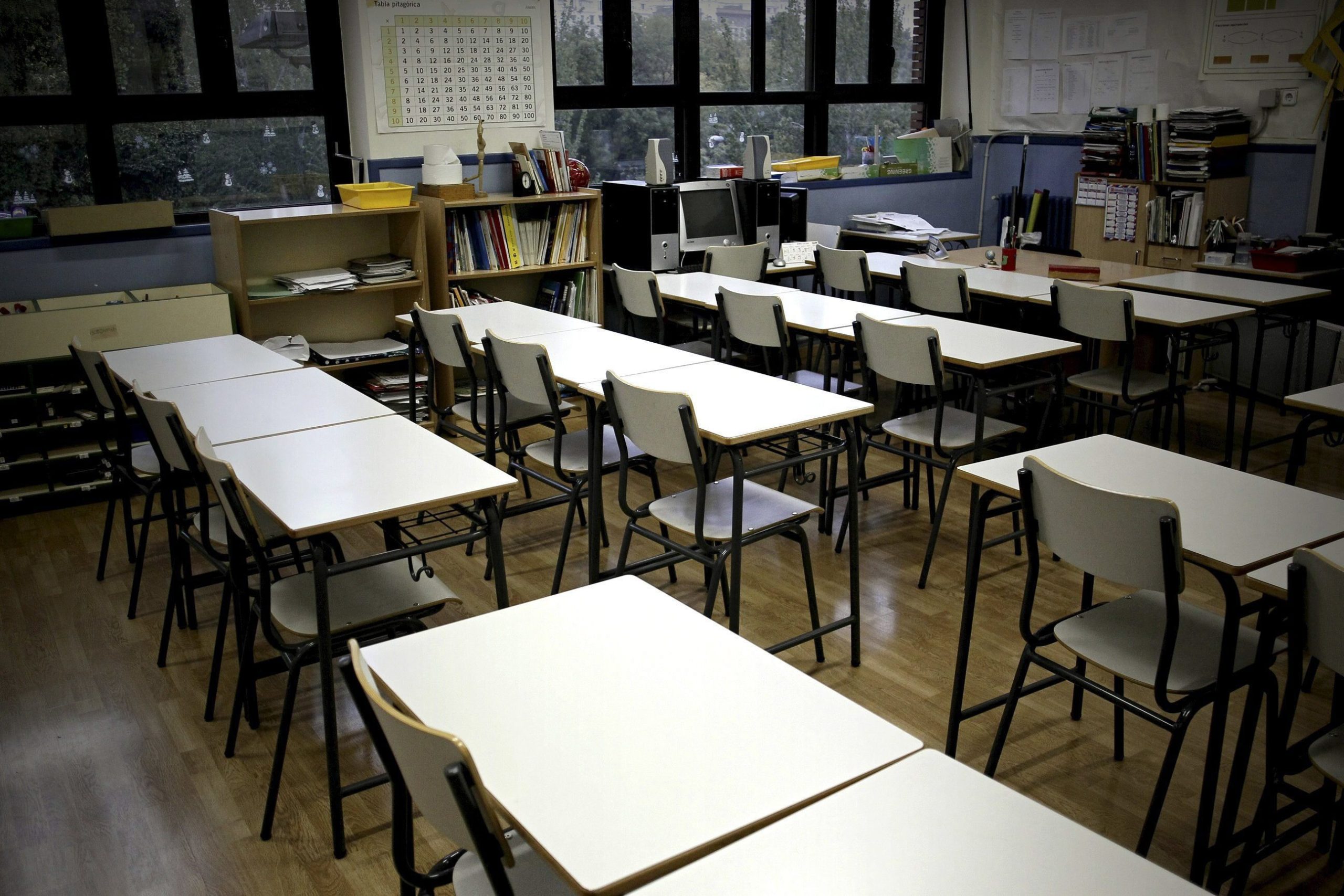 Escolas de Santiago do Cacém que não tinham auxiliares abriram hoje