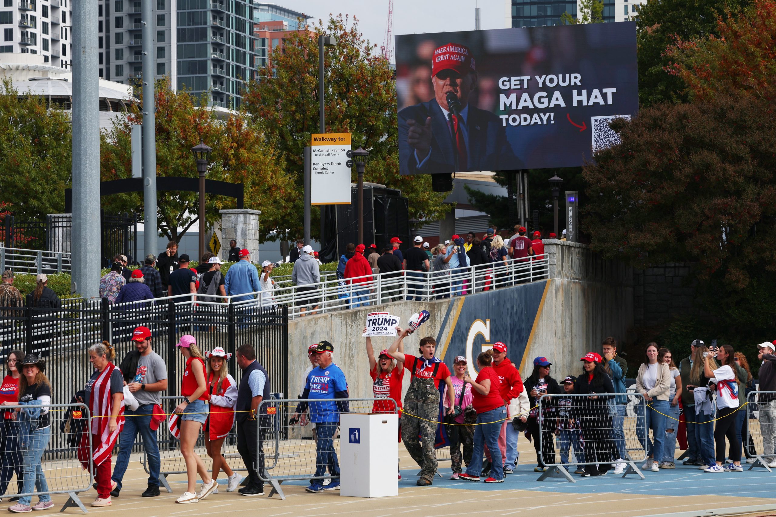 EUA/Eleições: Atlanta saiu mais cedo do “Halloween” de Trump