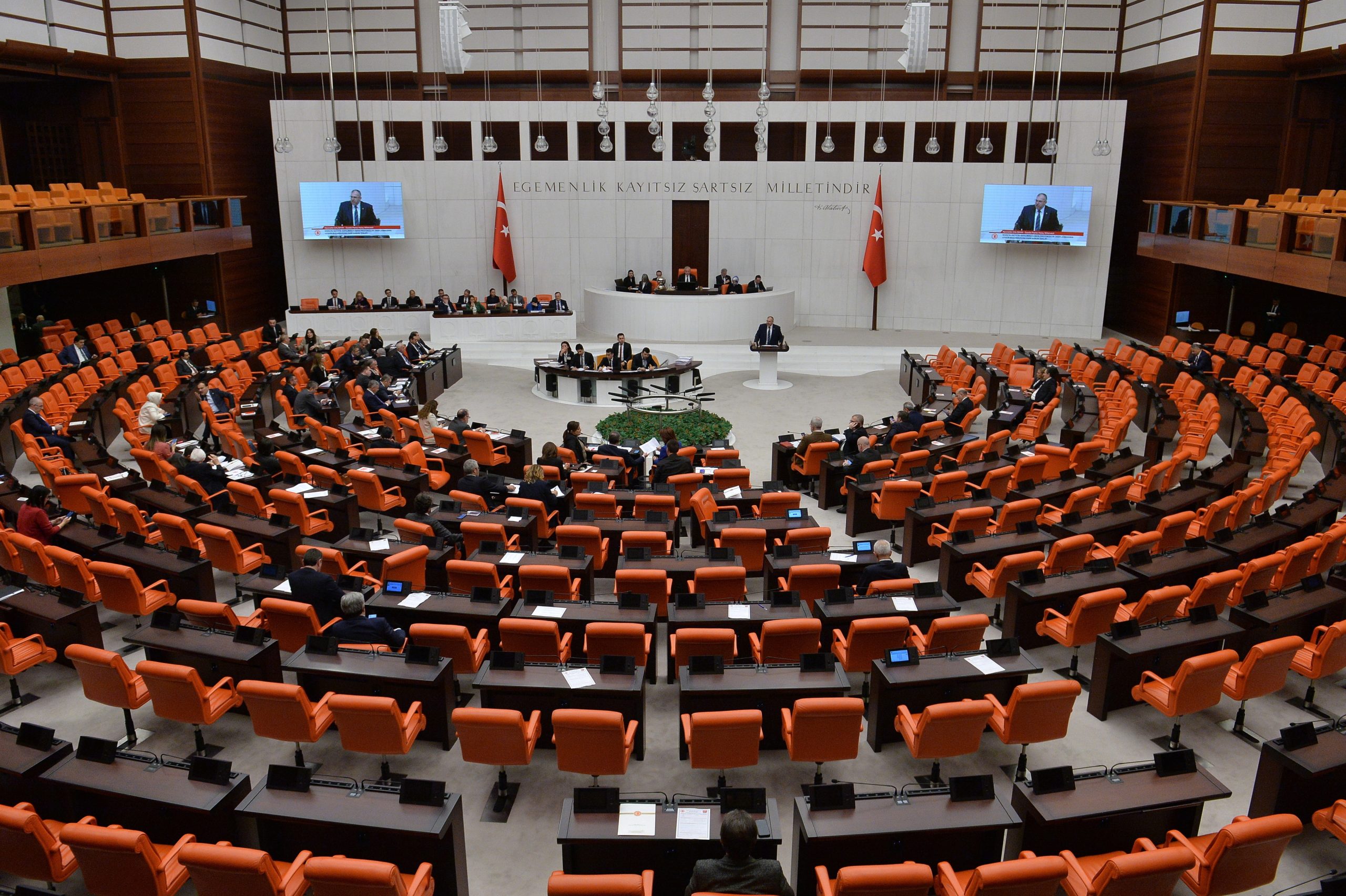 Parlamento turco ratifica entrada da Suécia na NATO