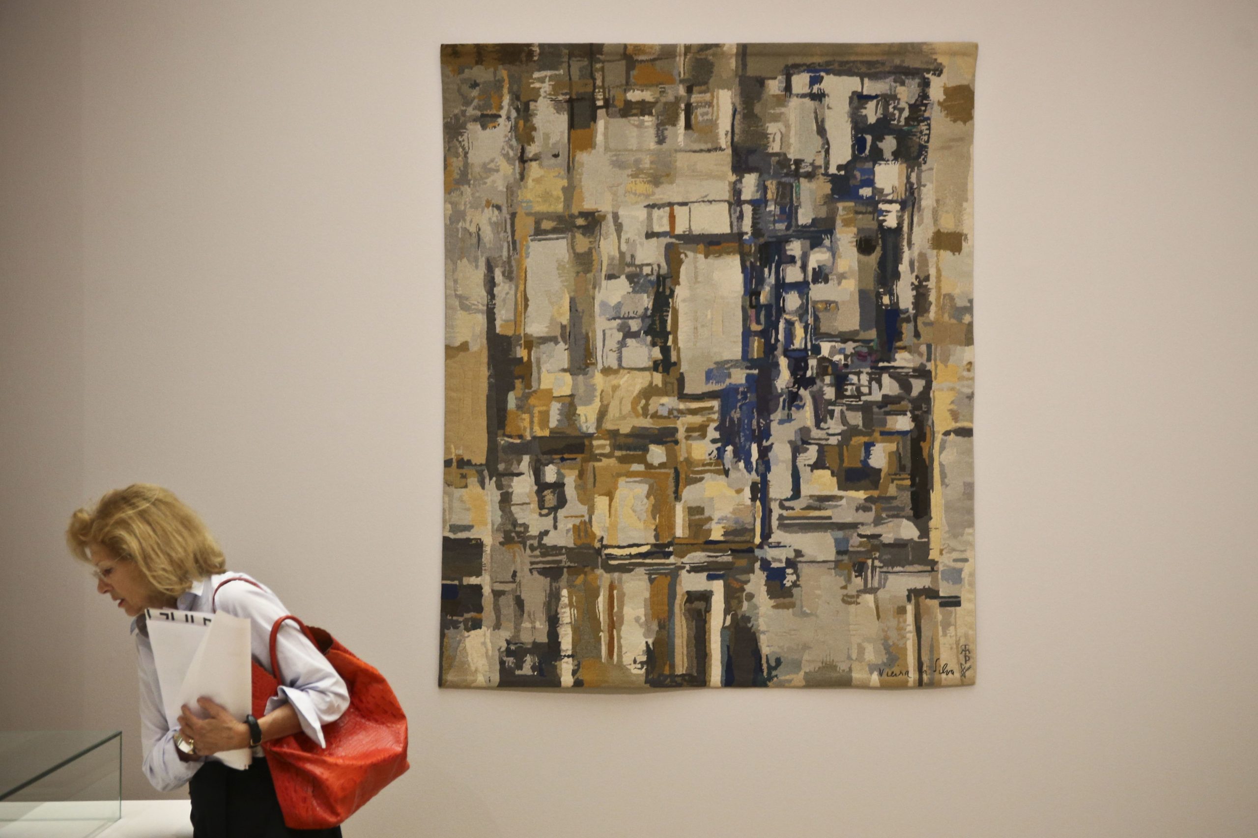 Obra gráfica de Vieira da Silva exposta em museu de Badajoz