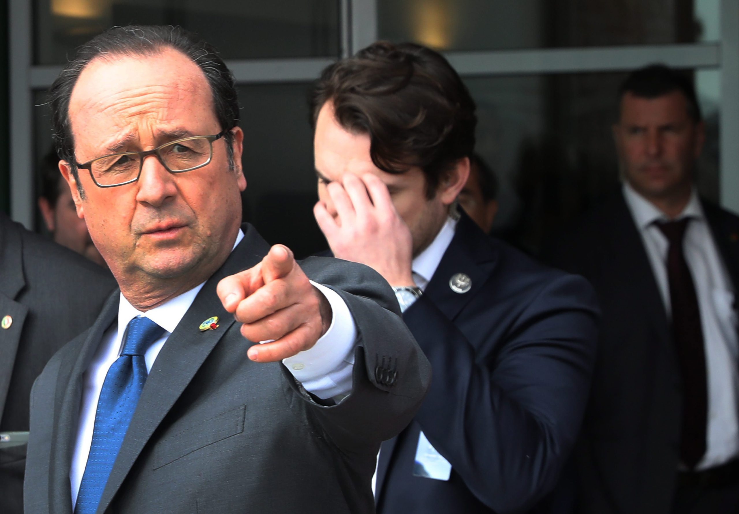 Presidente francês François Hollande condena “odioso” ataque no Quebeque