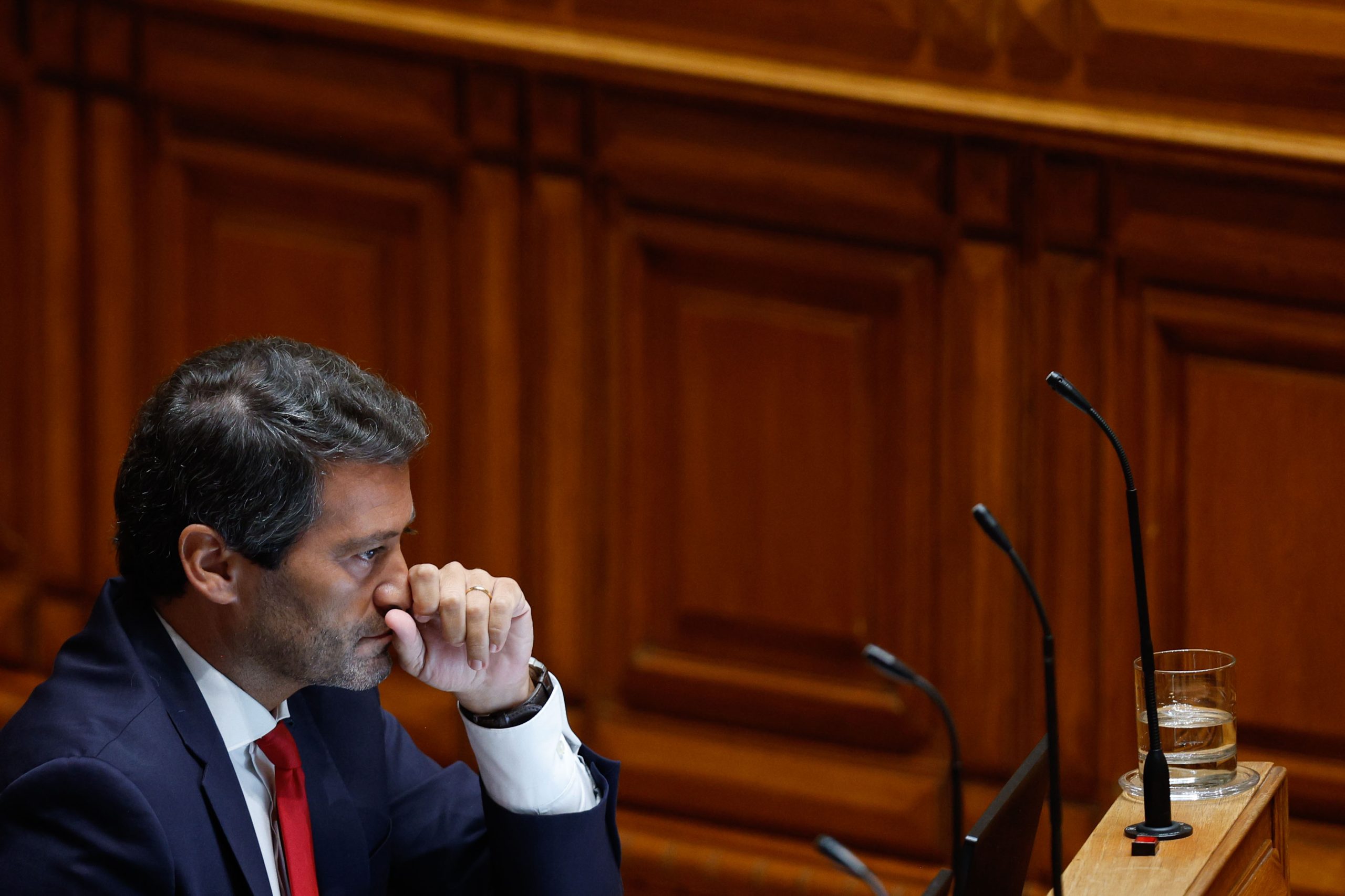 André Ventura diz que país “não necessita” de 230 deputados e quer redução para 150