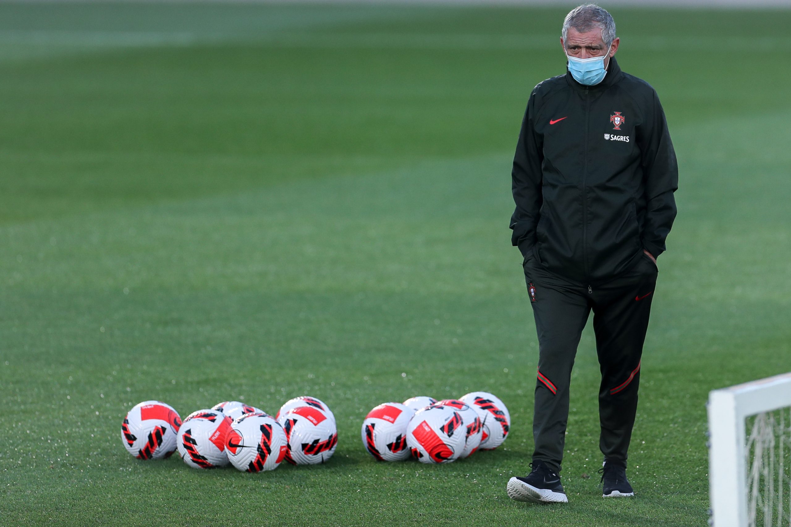 Liga das Nações: Fernando Santos rejeita antecipar favoritos em grupo consistente