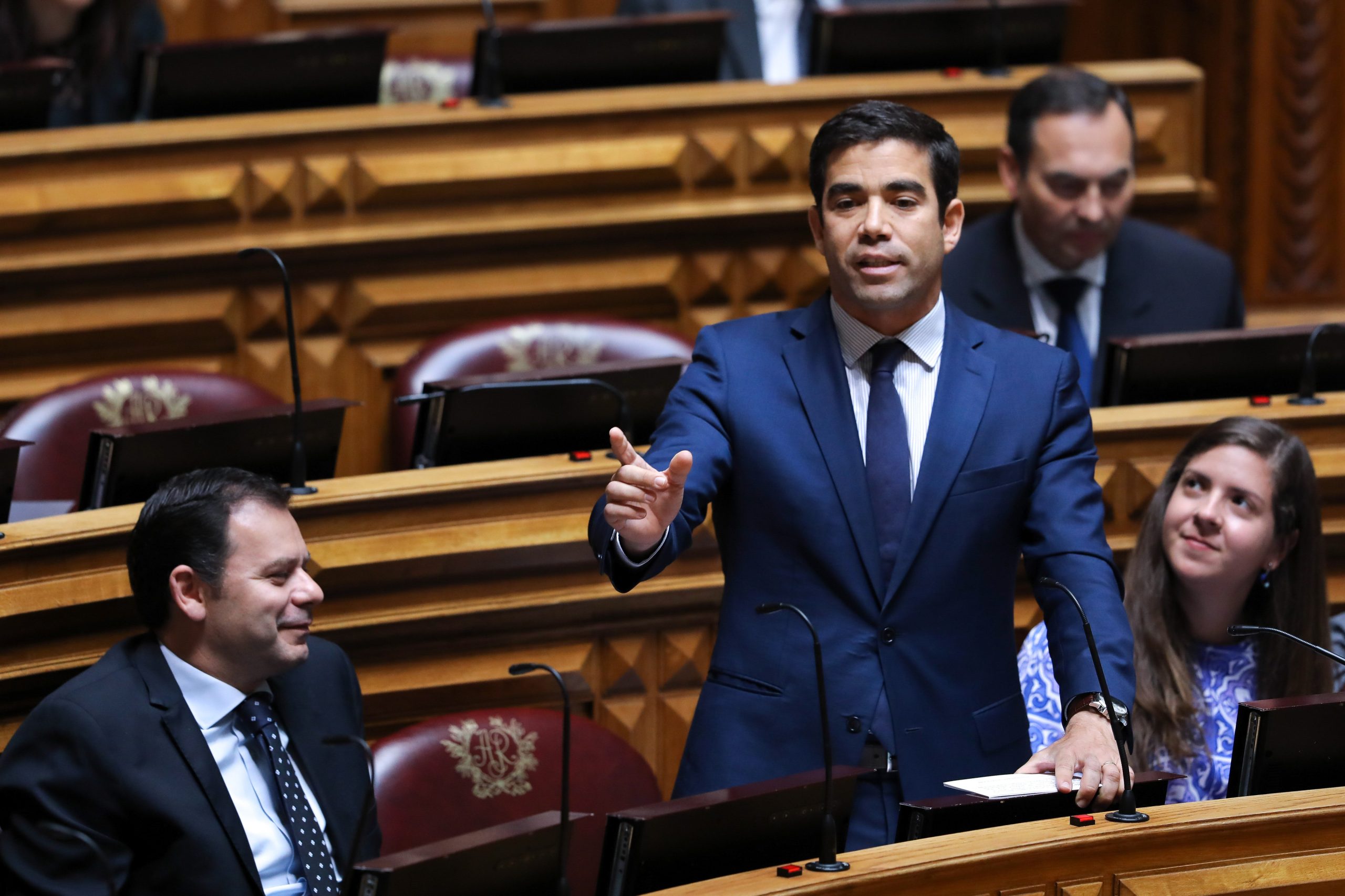 PSD quer câmaras municipais a devolver também os juros de taxas de proteção civil