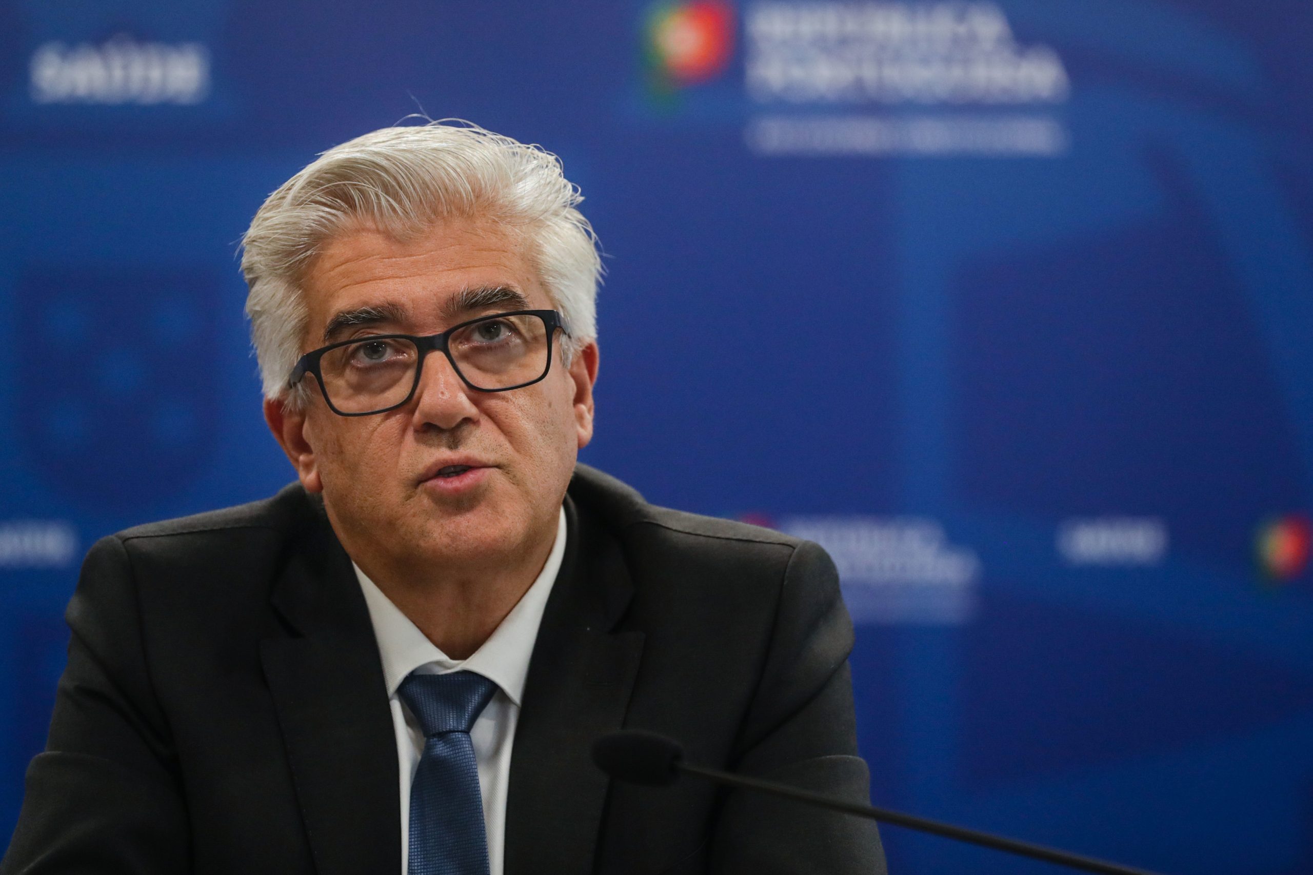 Lacerda Sales diz que plano de vacinação “é dinâmico e flexível”, pelo que grupos prioritários poderão ser alterados