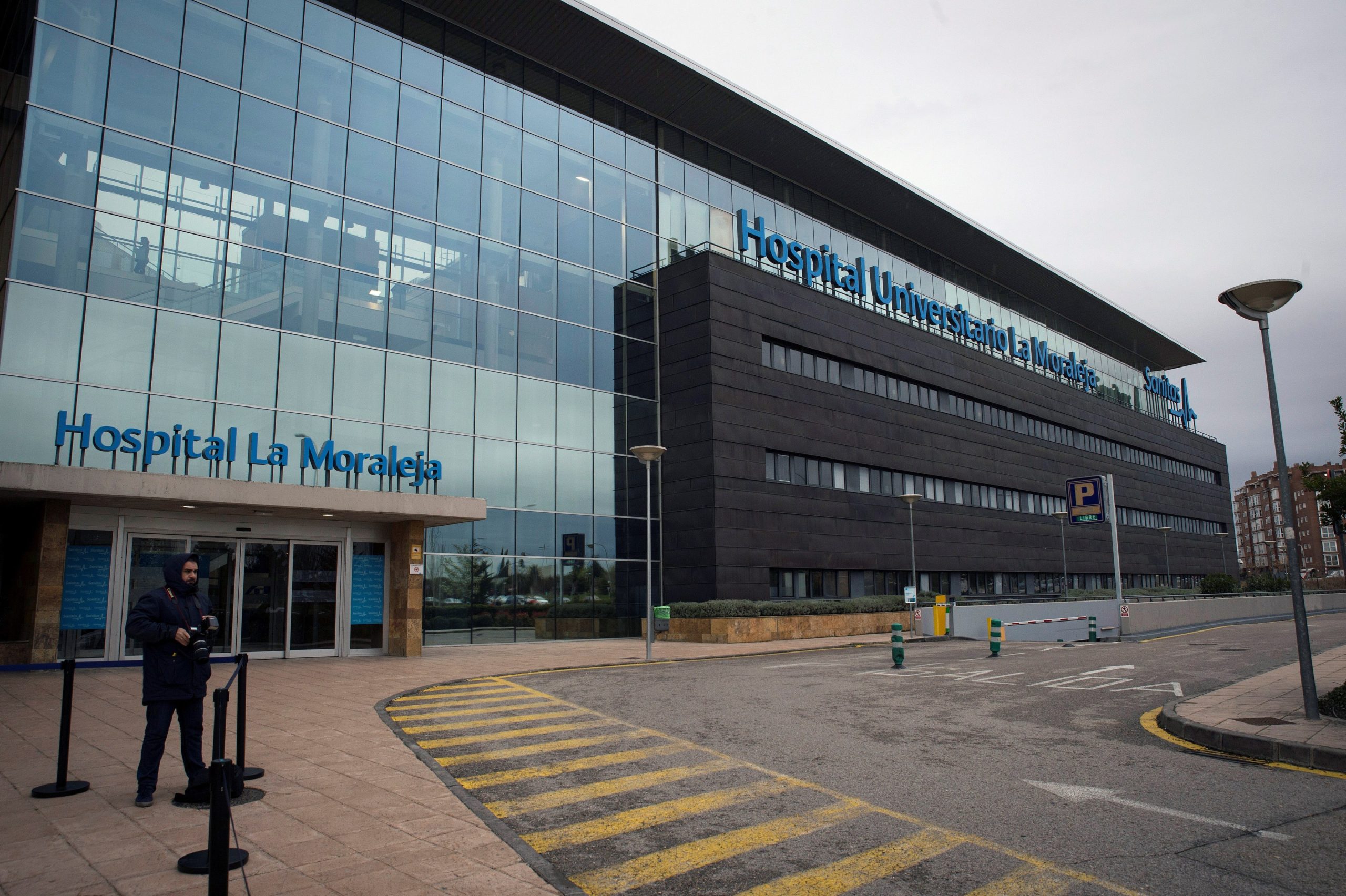 Rei emérito Juan Carlos de Espanha recebe alta hospitalar após cirurgia