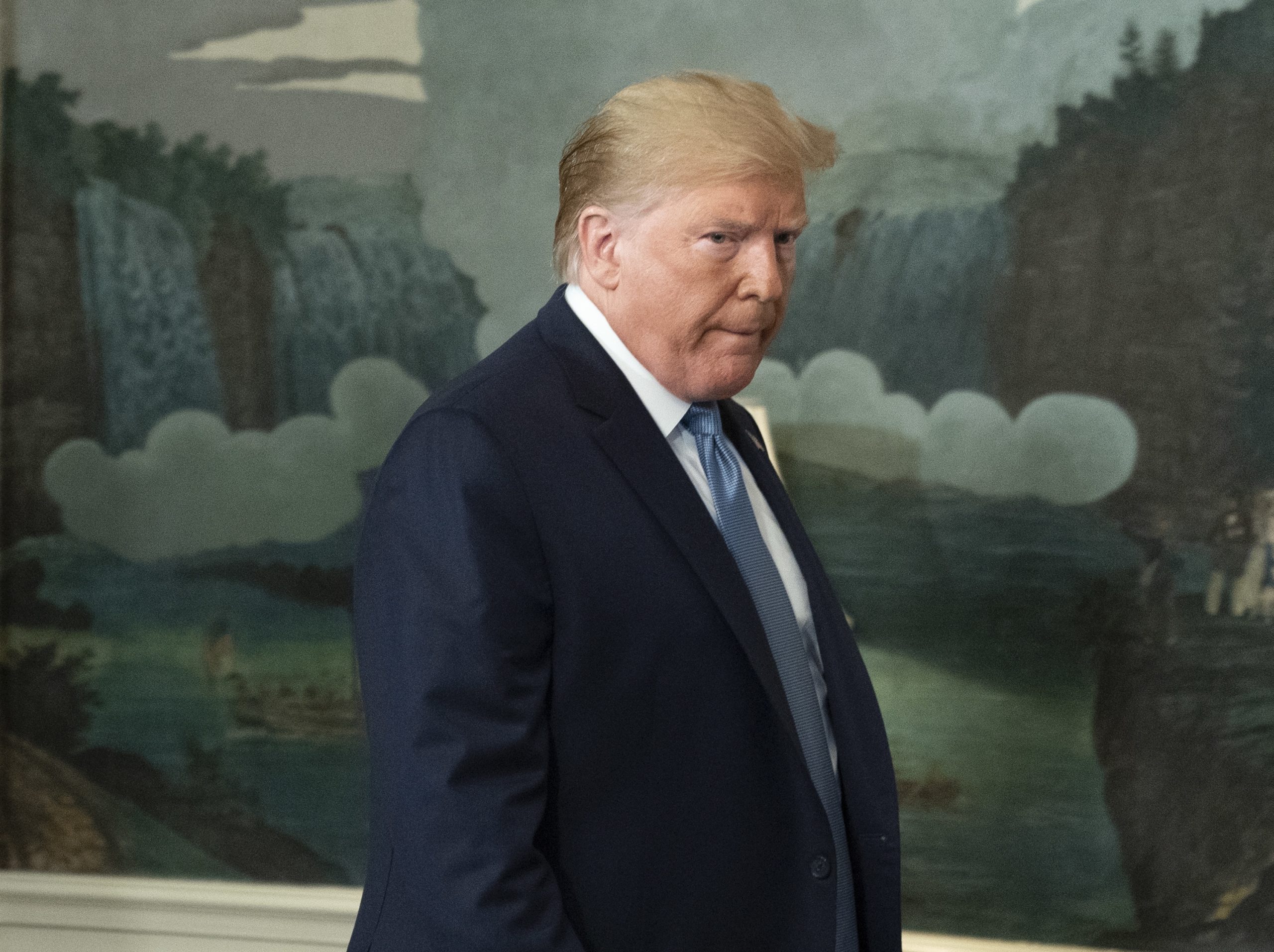 Trump desloca-se hoje a El Paso em choque após o violento tiroteio de sábado