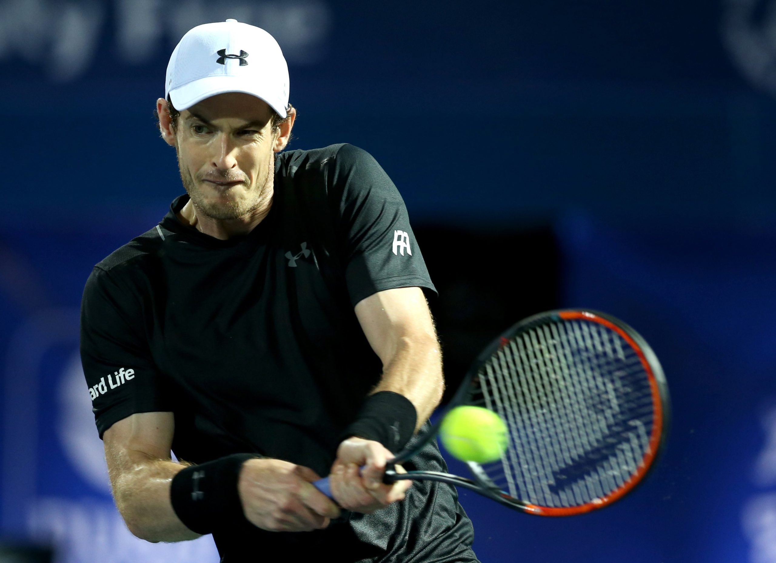 Andy Murray cancela partida devido a lesão numa anca