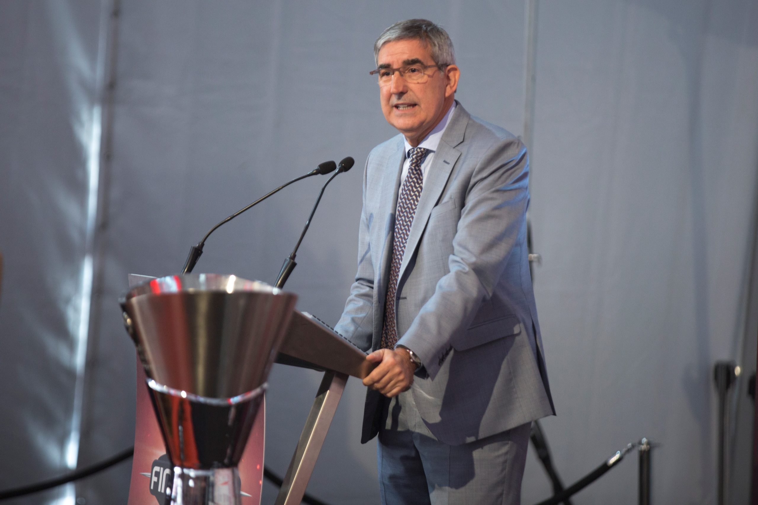 Euroliga de basquetebol quer acabar temporada até julho no máximo