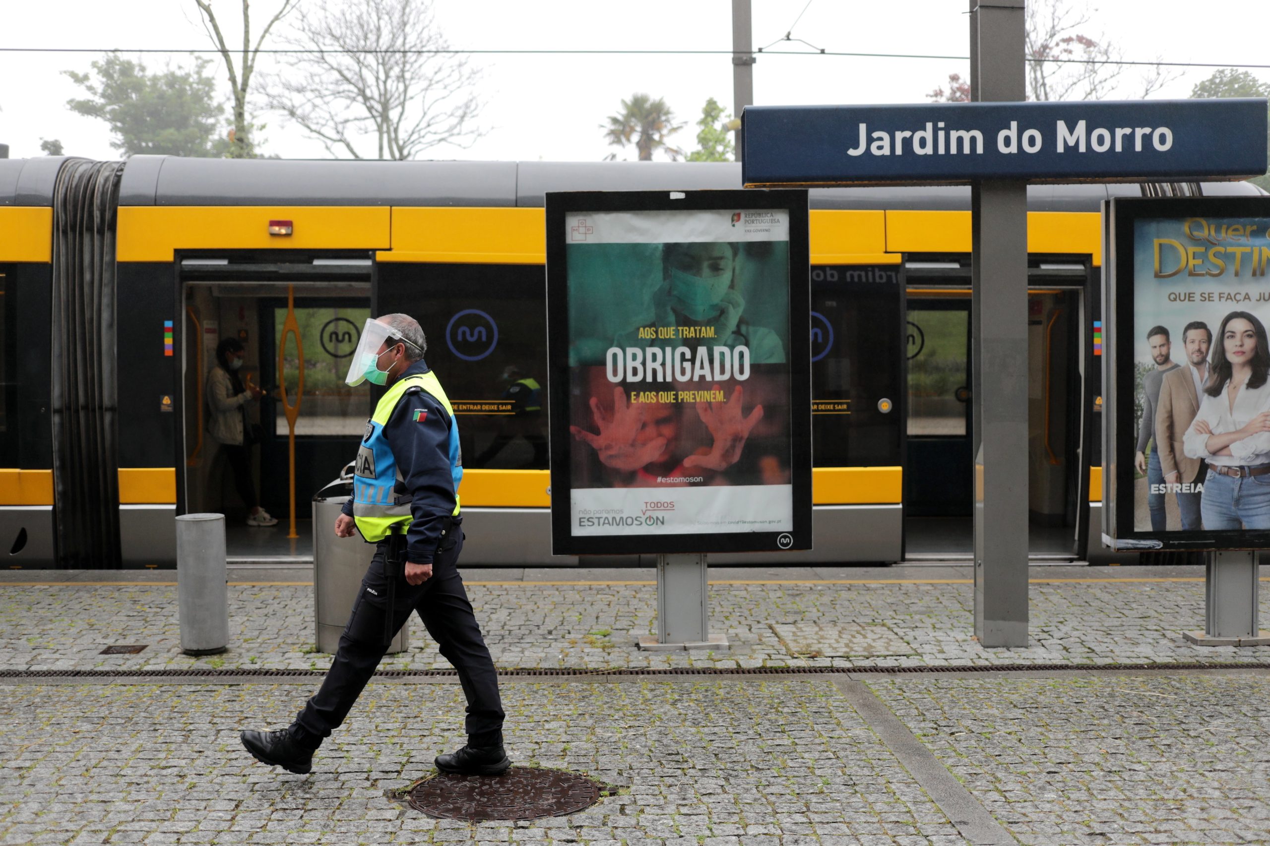 Metro do Porto reforça oferta e frequência a partir de segunda-feira