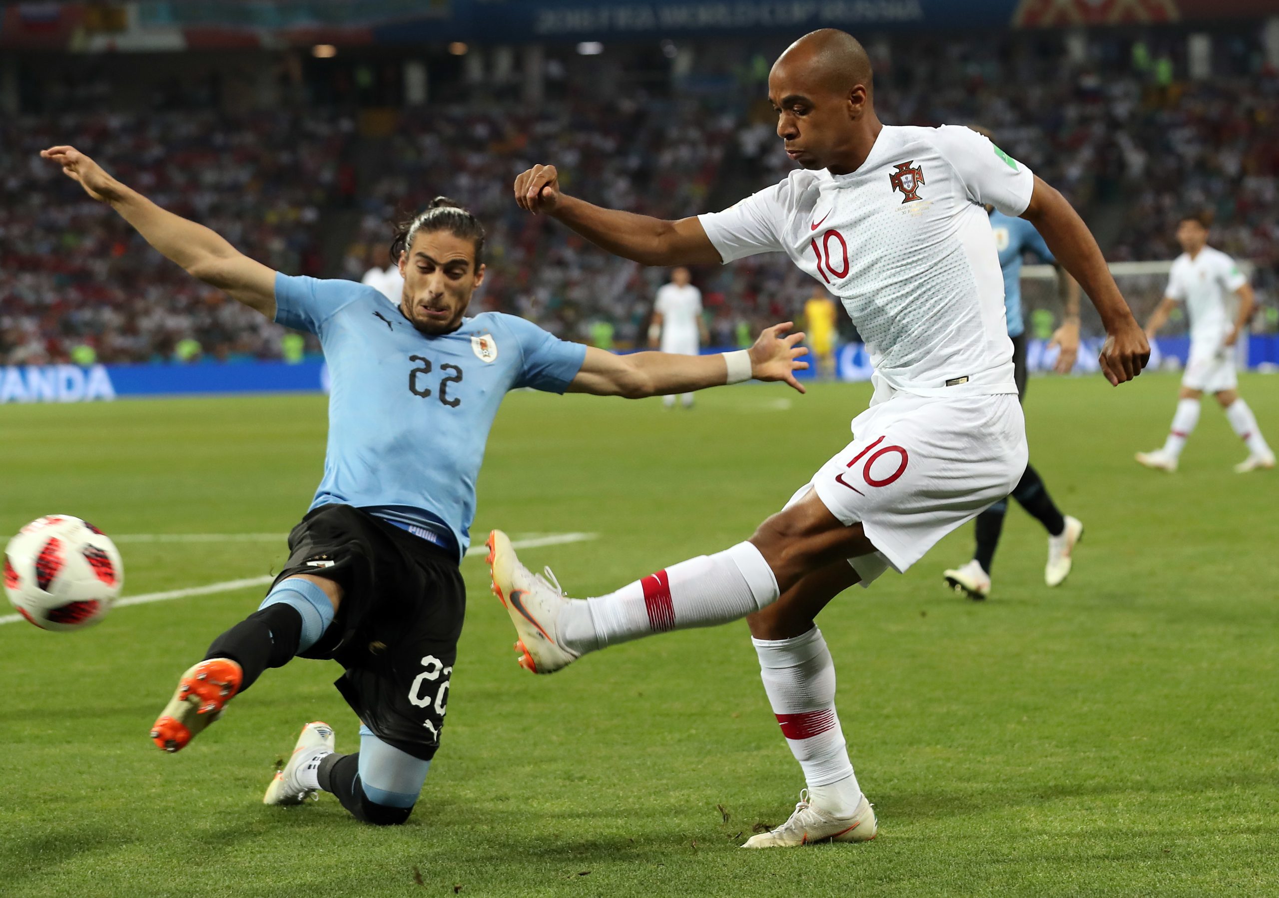João Mário: “Este é o mesmo grupo que foi campeão da Europa, não se pode apagar tudo agora”