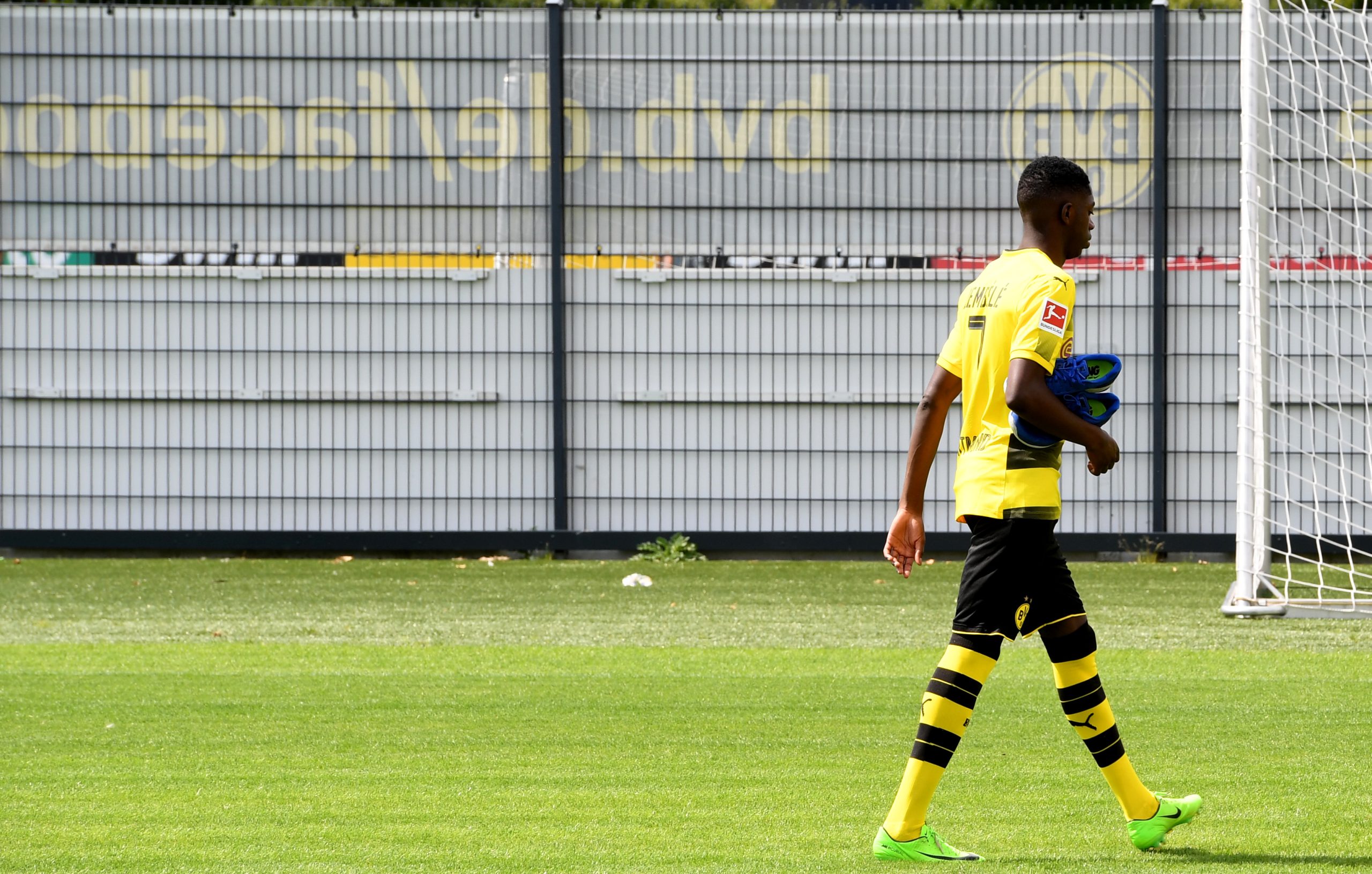 Dortmund diz que FC Barcelona “não avançou um milímetro” na contratação de Dembélé