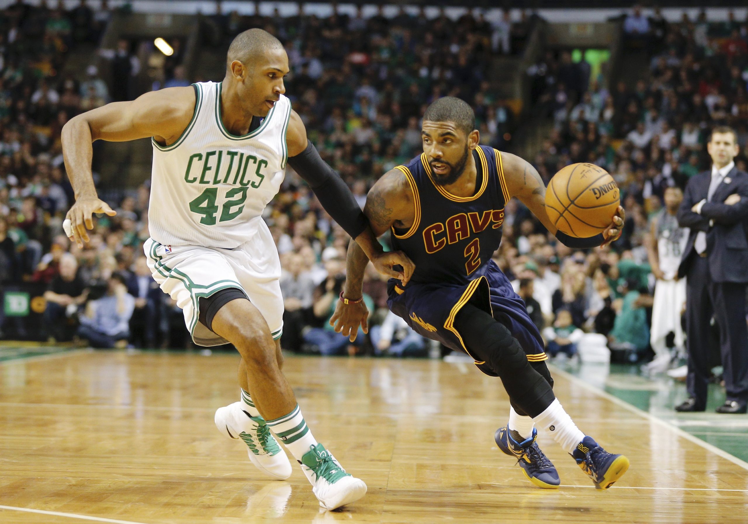 Imprensa norte-americana fala na vontade de Kyrie Irving em deixar Cleveland