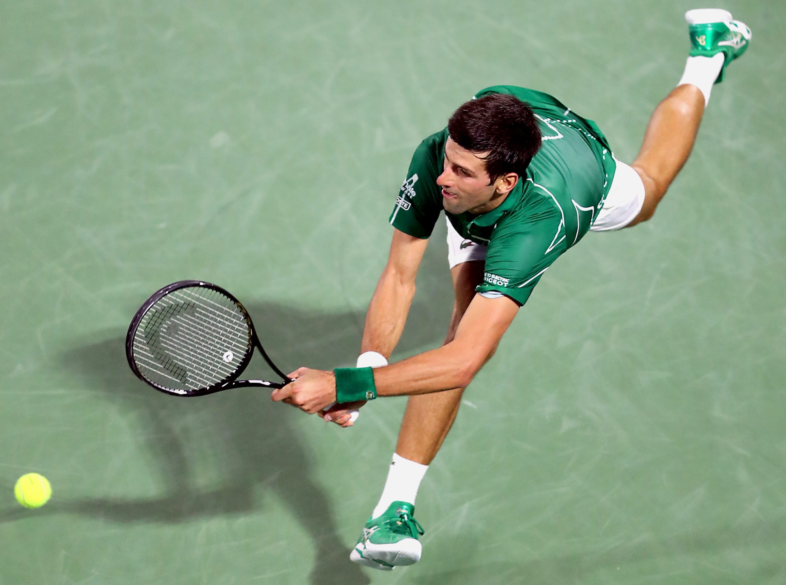 Djokovic reúne vedetas internacionais do ténis em torneio humanitário nos balcãs