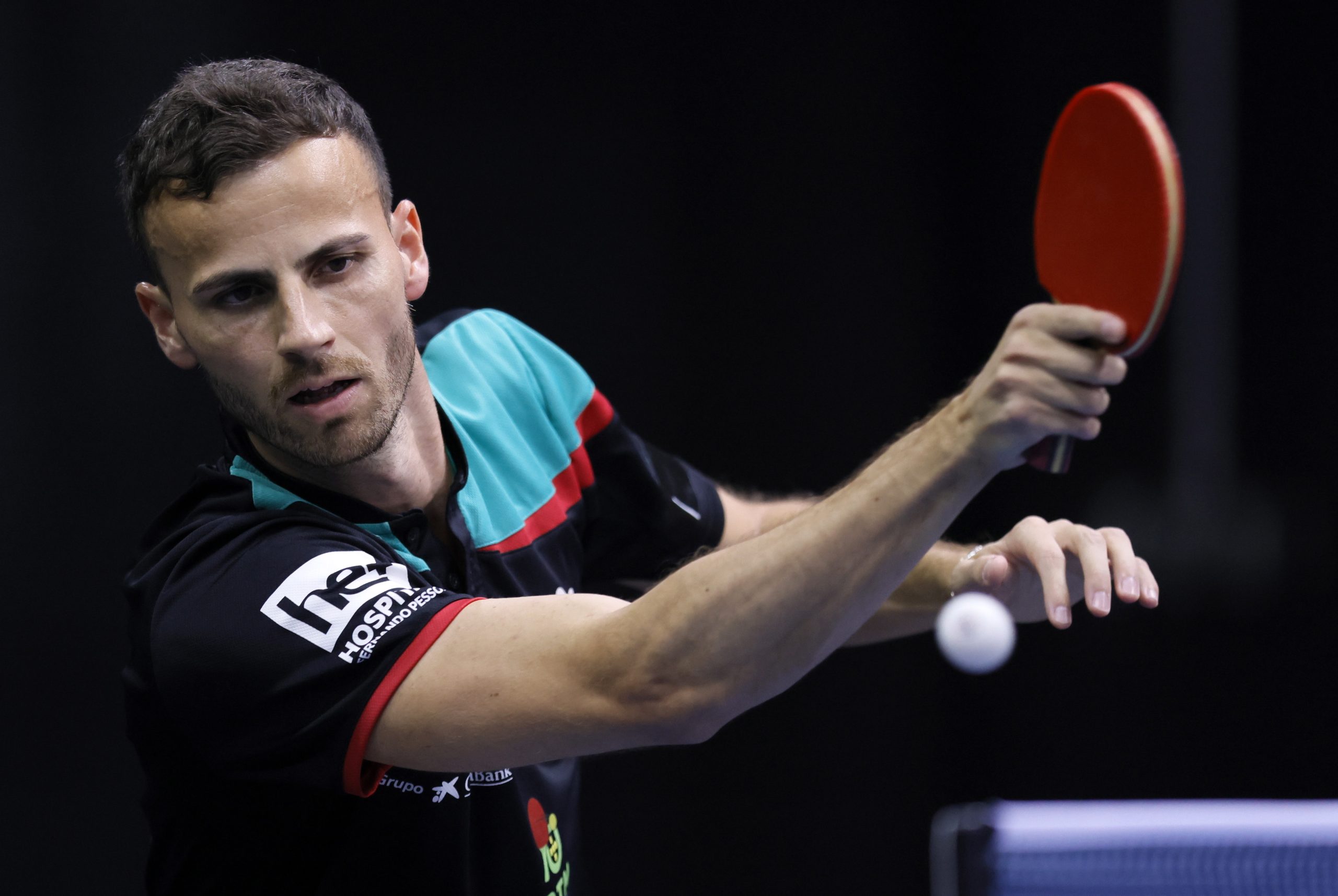 Portugal estreia-se com dupla vitória nos Europeus de equipas de ténis de mesa