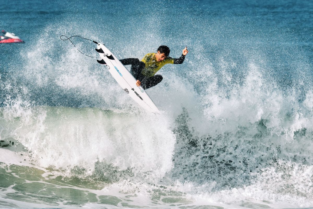 Surf: Guilherme Ribeiro conquista título nacional pela segunda vez