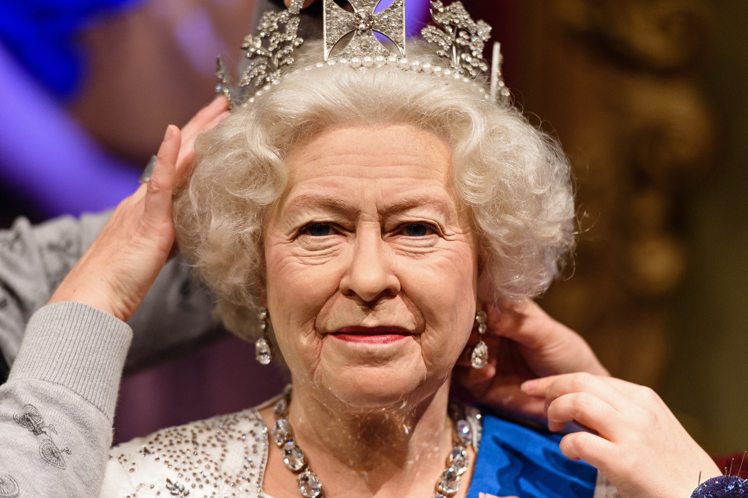A Rainha espirra, o Reino estremece