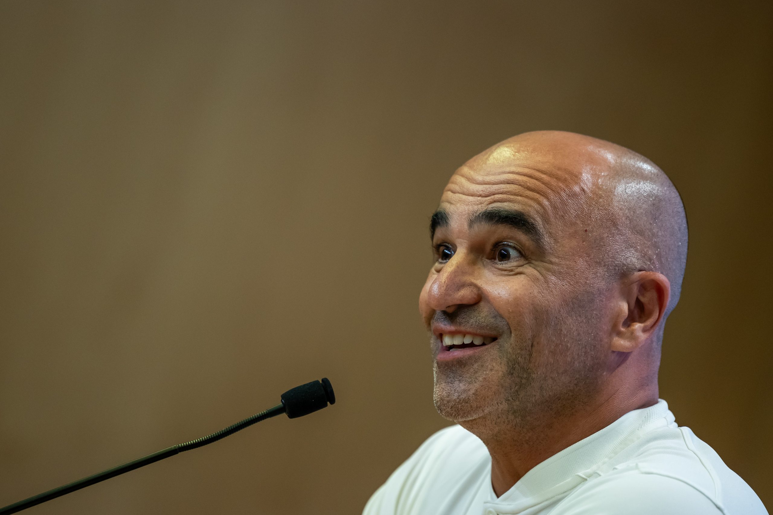 Martínez divulga convocados para Polónia e Escócia a 4 de outubro