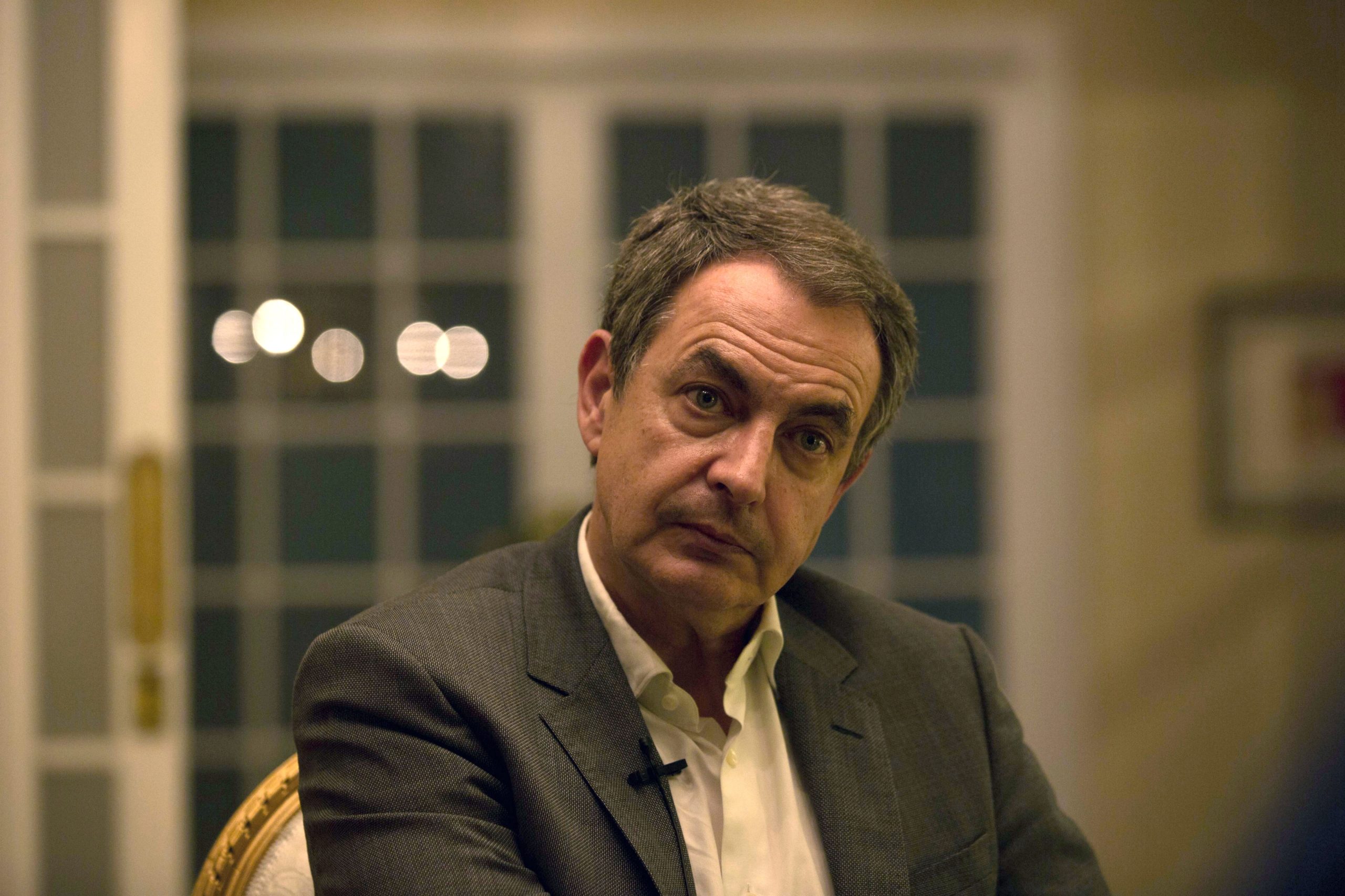 Zapatero: “Um ditador não pode estar num lugar de honra”
