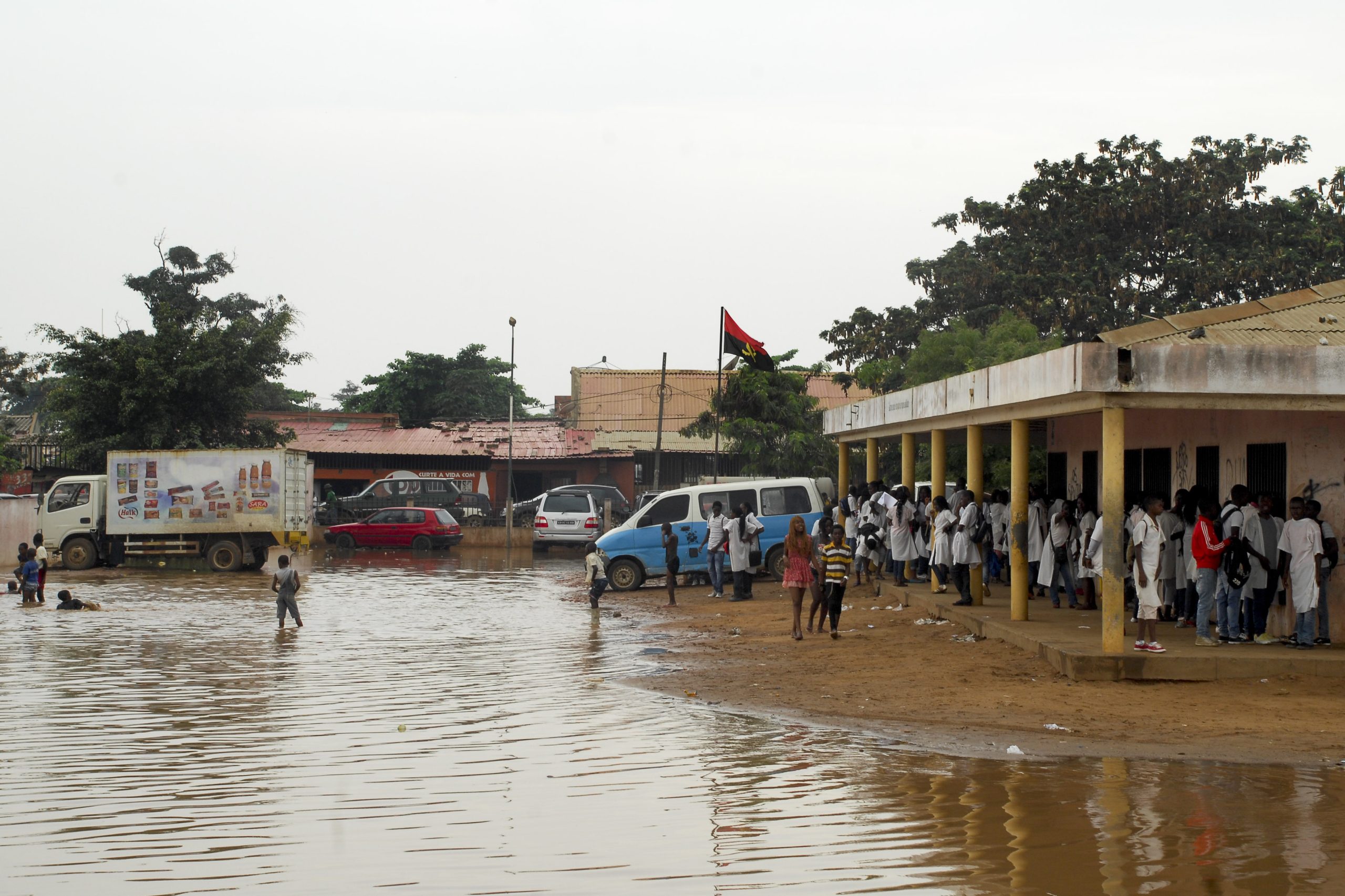 Chuvas desalojam mais de 500 famílias em município de Luanda