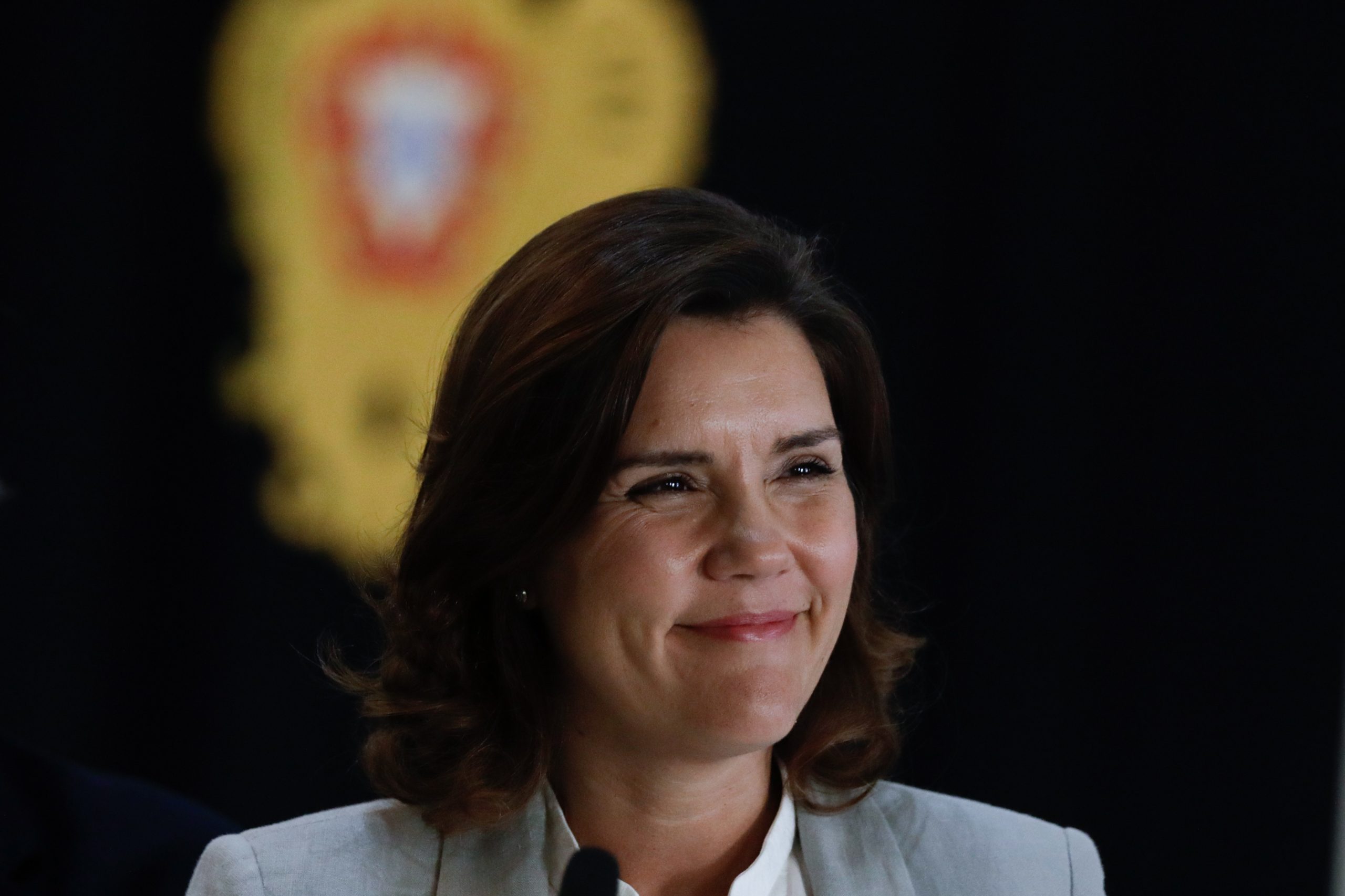 CDS-PP insiste em reunião urgente da comissão permanente do parlamento