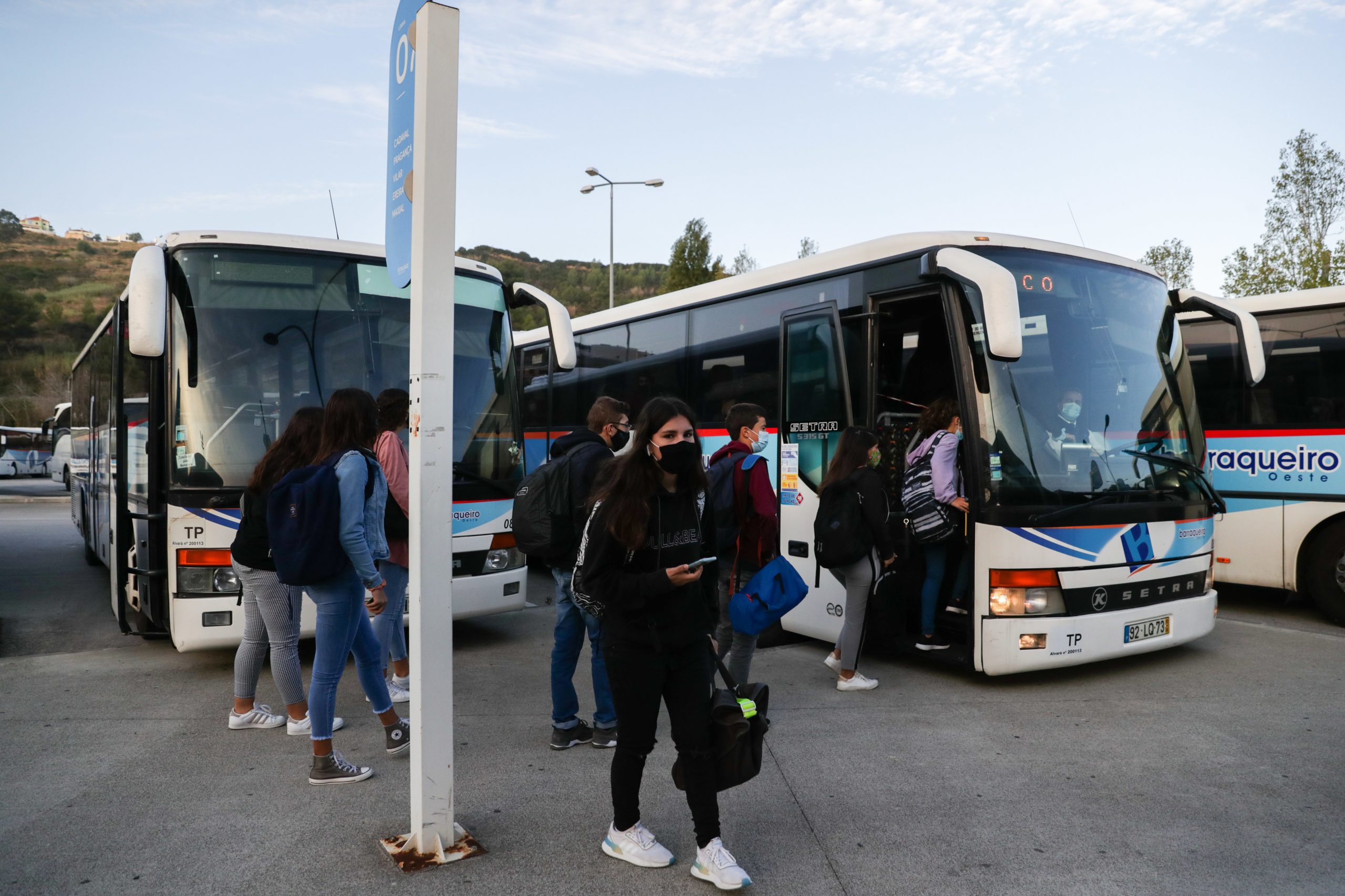 Transportes no Oeste dividem utentes e motivam alerta de municípios