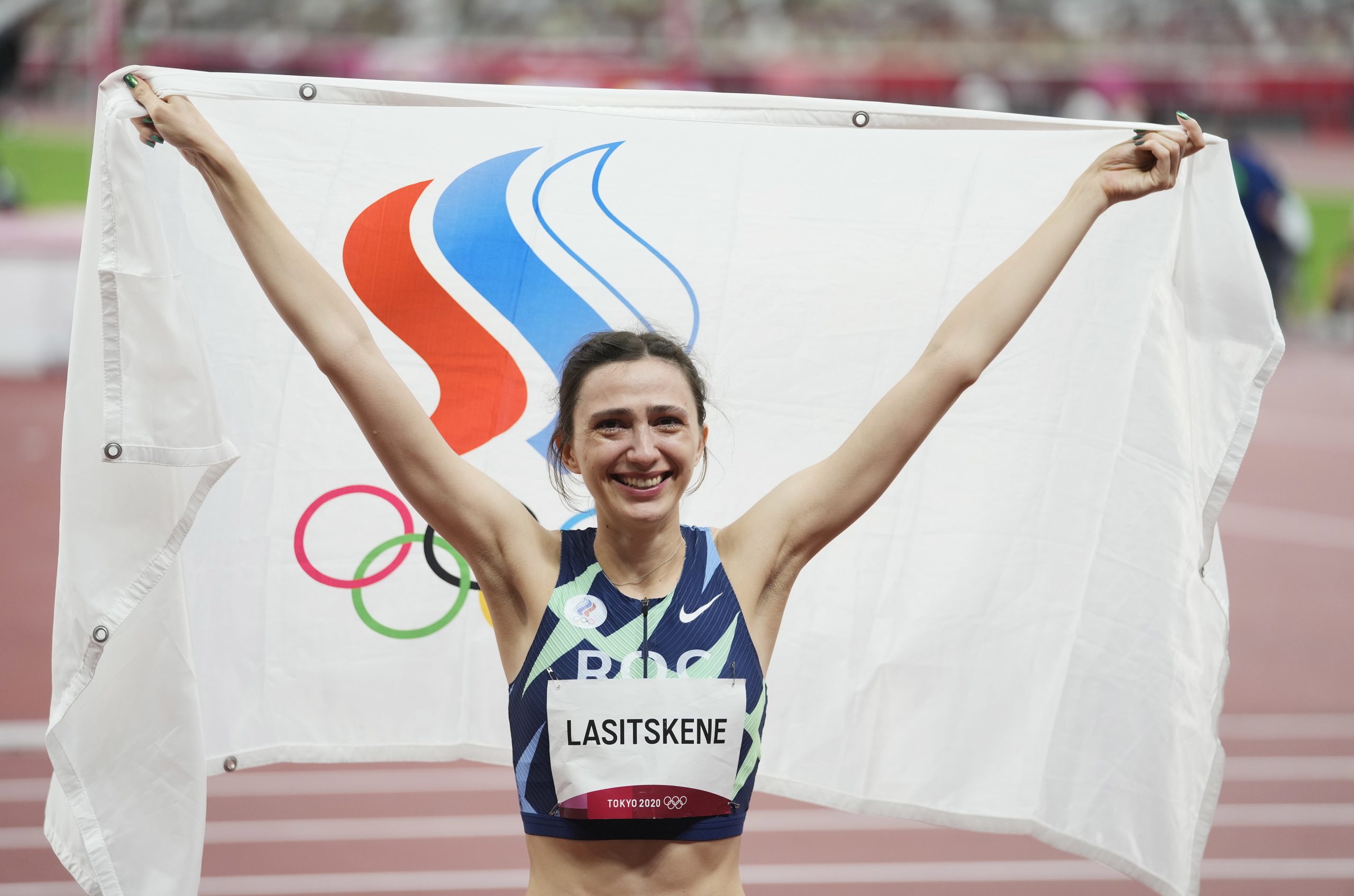 Russa Mariya Lasitskene continua a ser a melhor no salto em altura