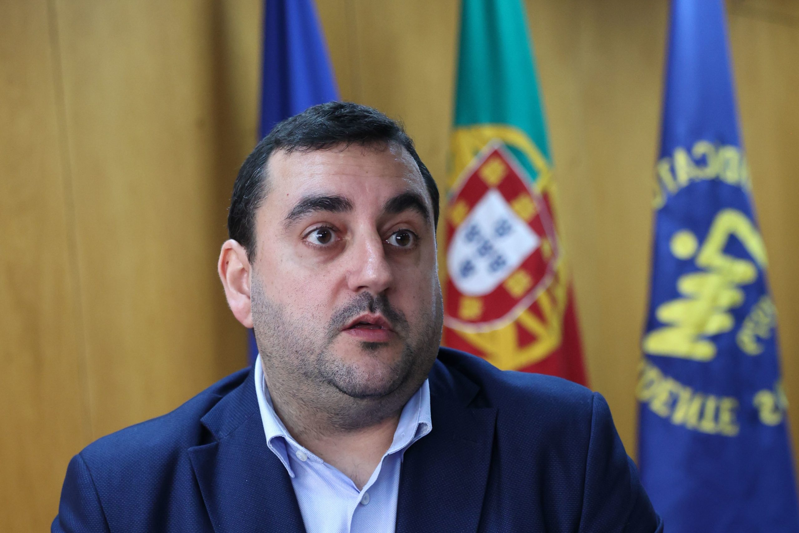 Médicos recusam aceitar proposta salarial do Governo apesar de melhorada