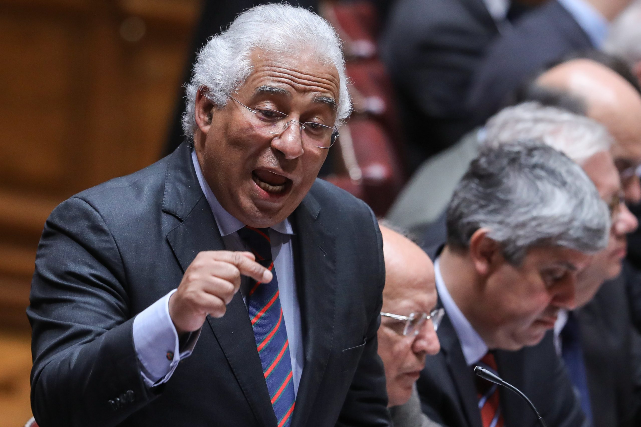 Costa garante que Lei de Bases da Saúde chega ao parlamento “entre sexta e segunda”