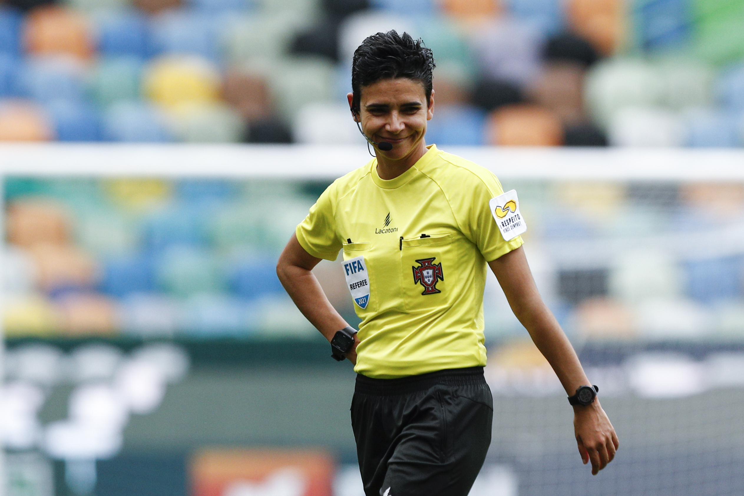 Catarina Campos arbitra I Liga masculina e coloca Portugal também na ‘linha da frente’