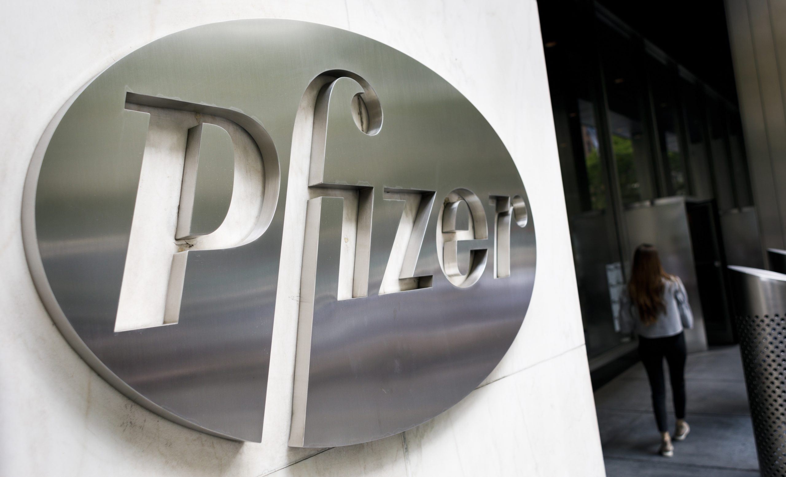 Prémios Pfizer premeiam este ano trabalhos sobre cancro da mama e sobre o autismo
