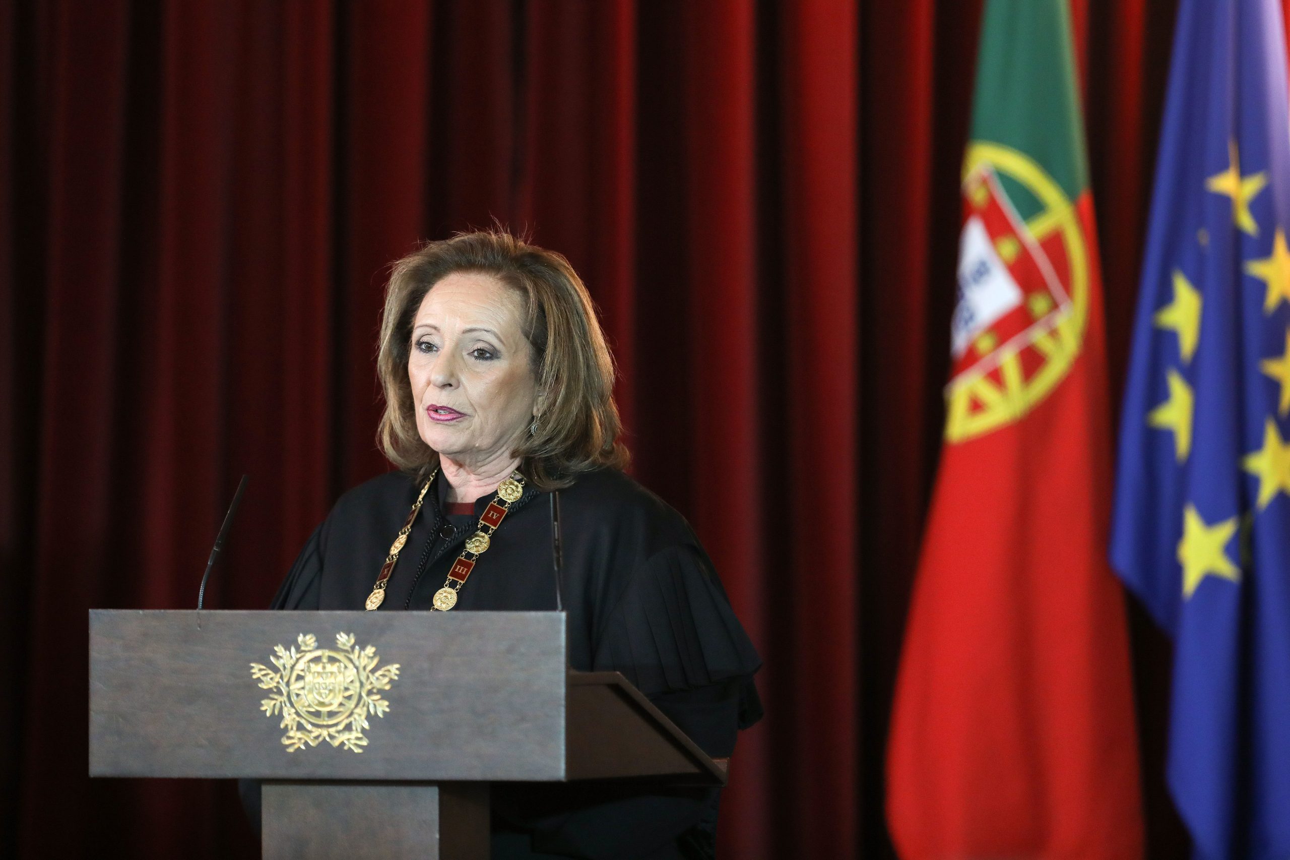 O tempo da política e o tempo da Justiça. Parlamento dá prazo à PGR para enviar relatório do Ministério Público