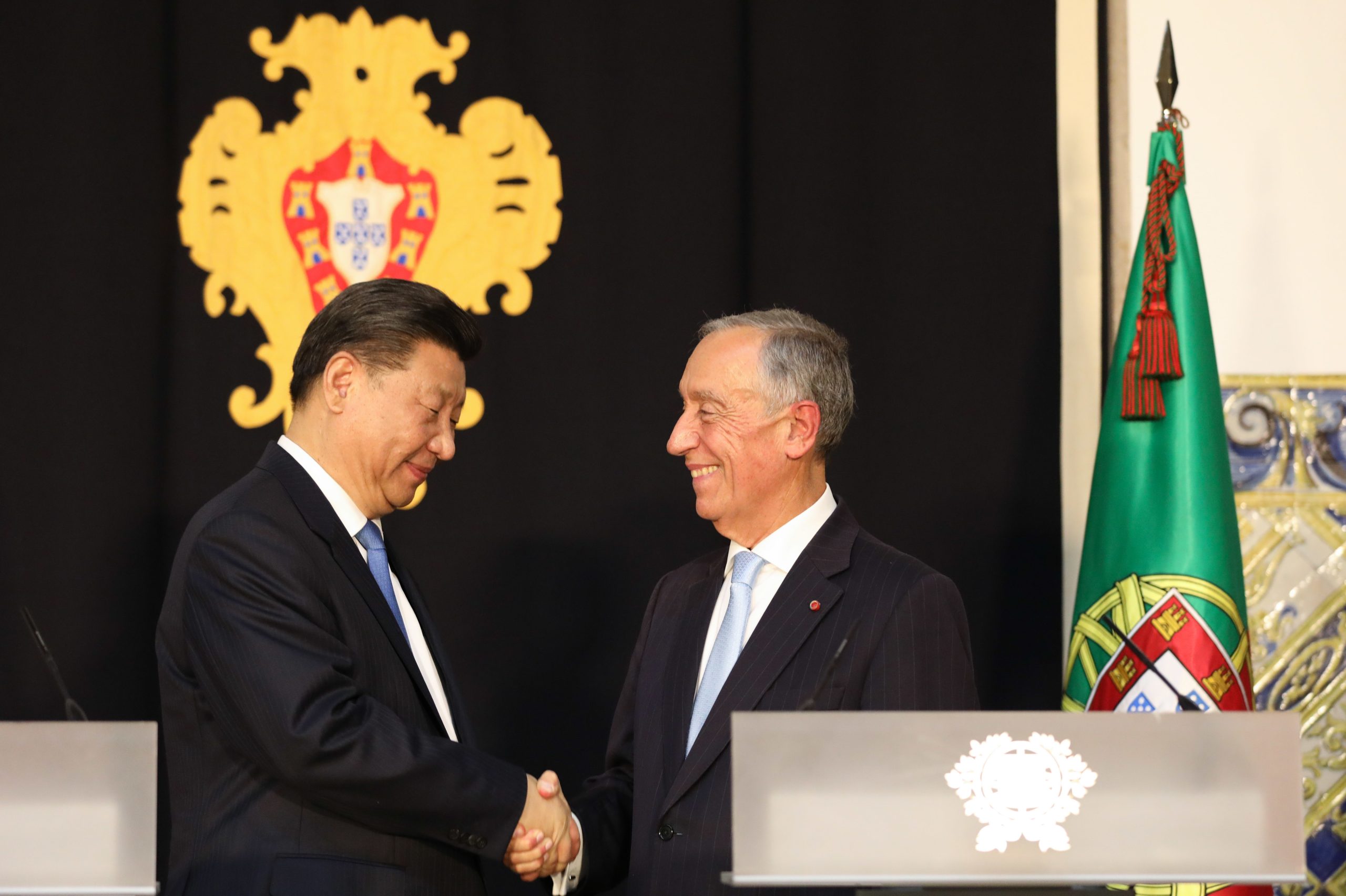 Portugal e China assinam 17 acordos bilaterais
