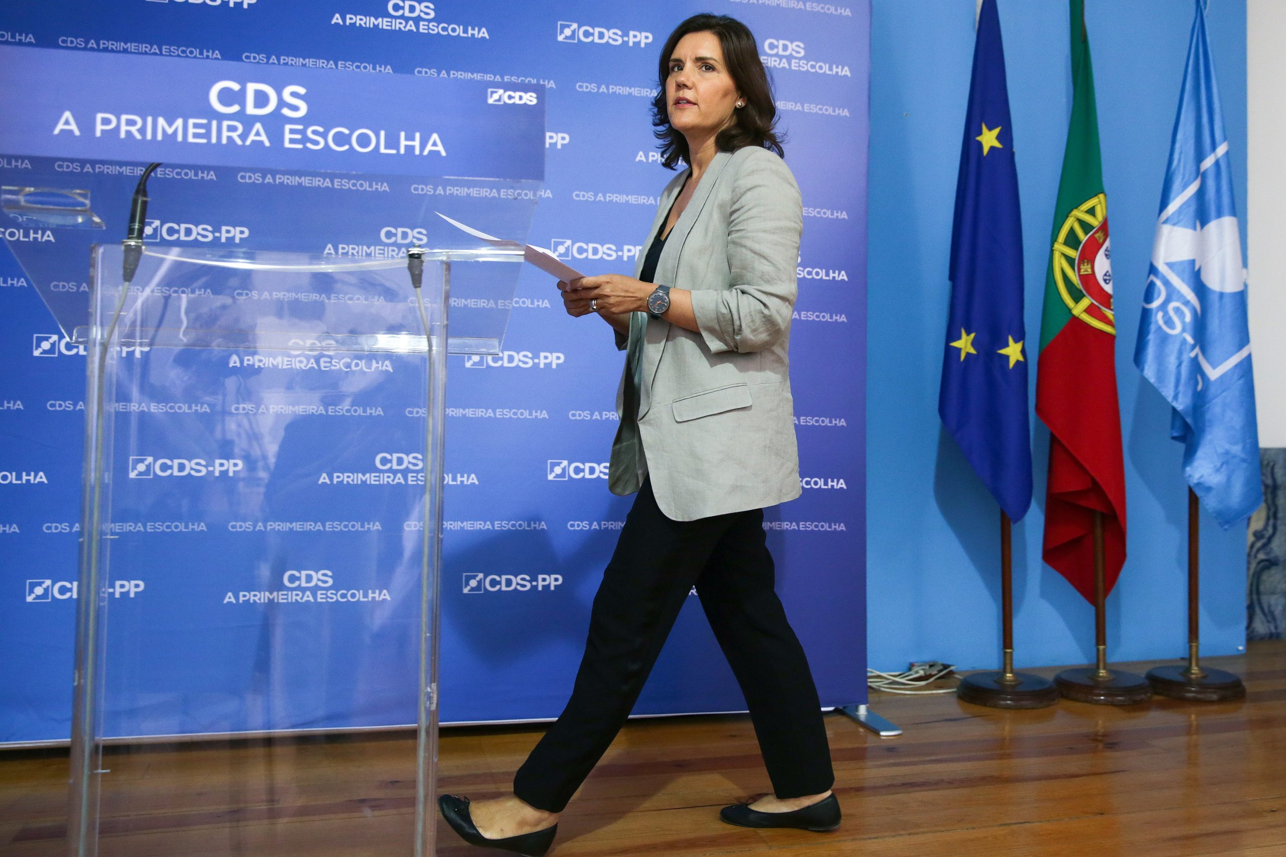 Cristas defende que descida do desemprego vai “à boleia da reforma laboral” de PSD e CDS