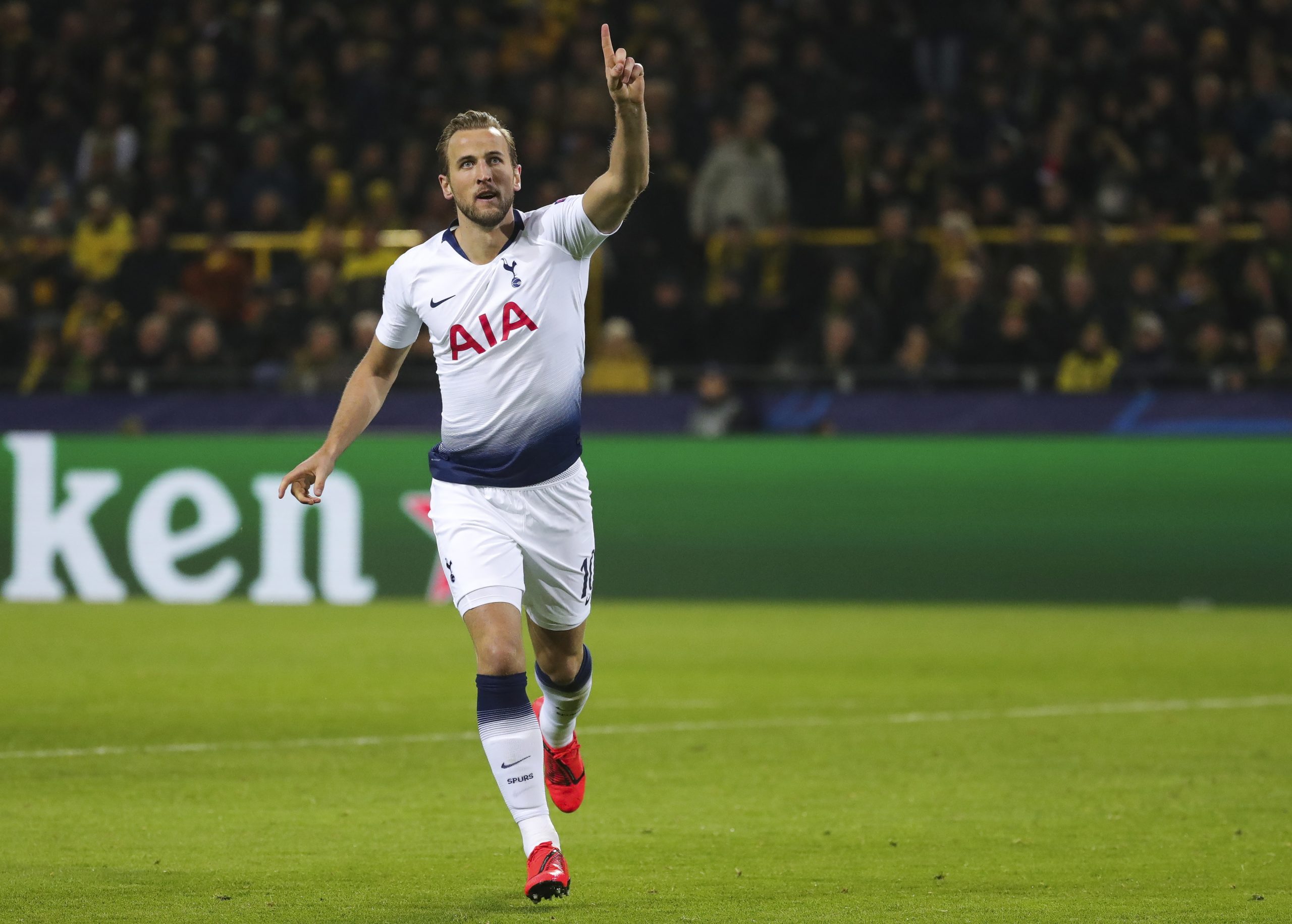 Liga dos Campeões: Tottenham vence na Alemanha e elimina Borussia Dortmund nos ‘oitavos’