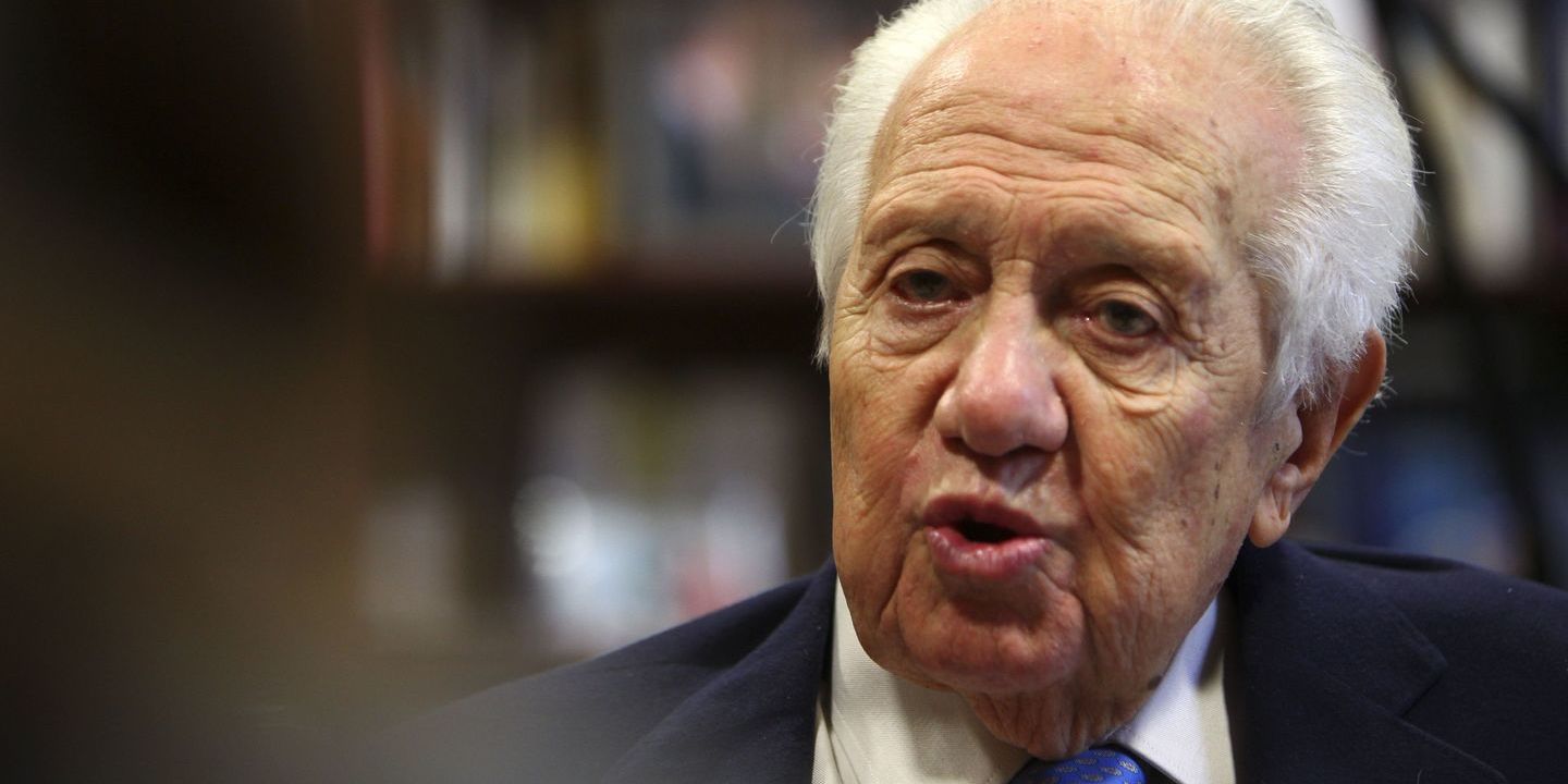 Joaquim Vieira sobre Mário Soares: “Quase poria ‘as mãos no fogo’ para dizer que não concordaria com este tipo de celebrações [do 25 de Novembro]”