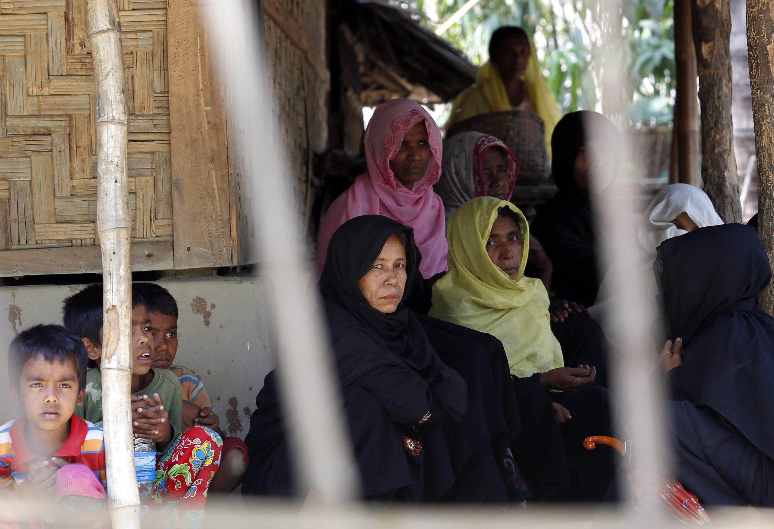 ONU: Soldados birmaneses cometeram violações coletivas ‘sistemáticas’ a mulheres rohingyas