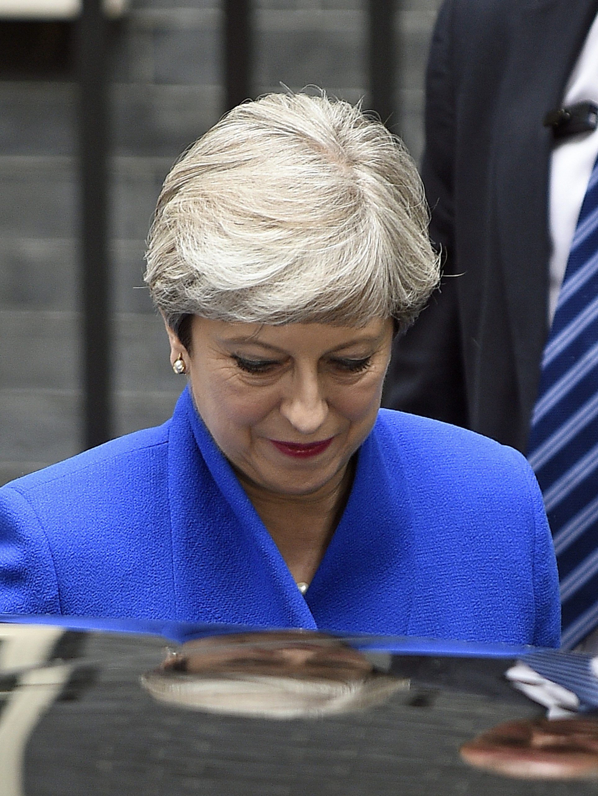 O “may day” de Theresa May. God Save the Brits!