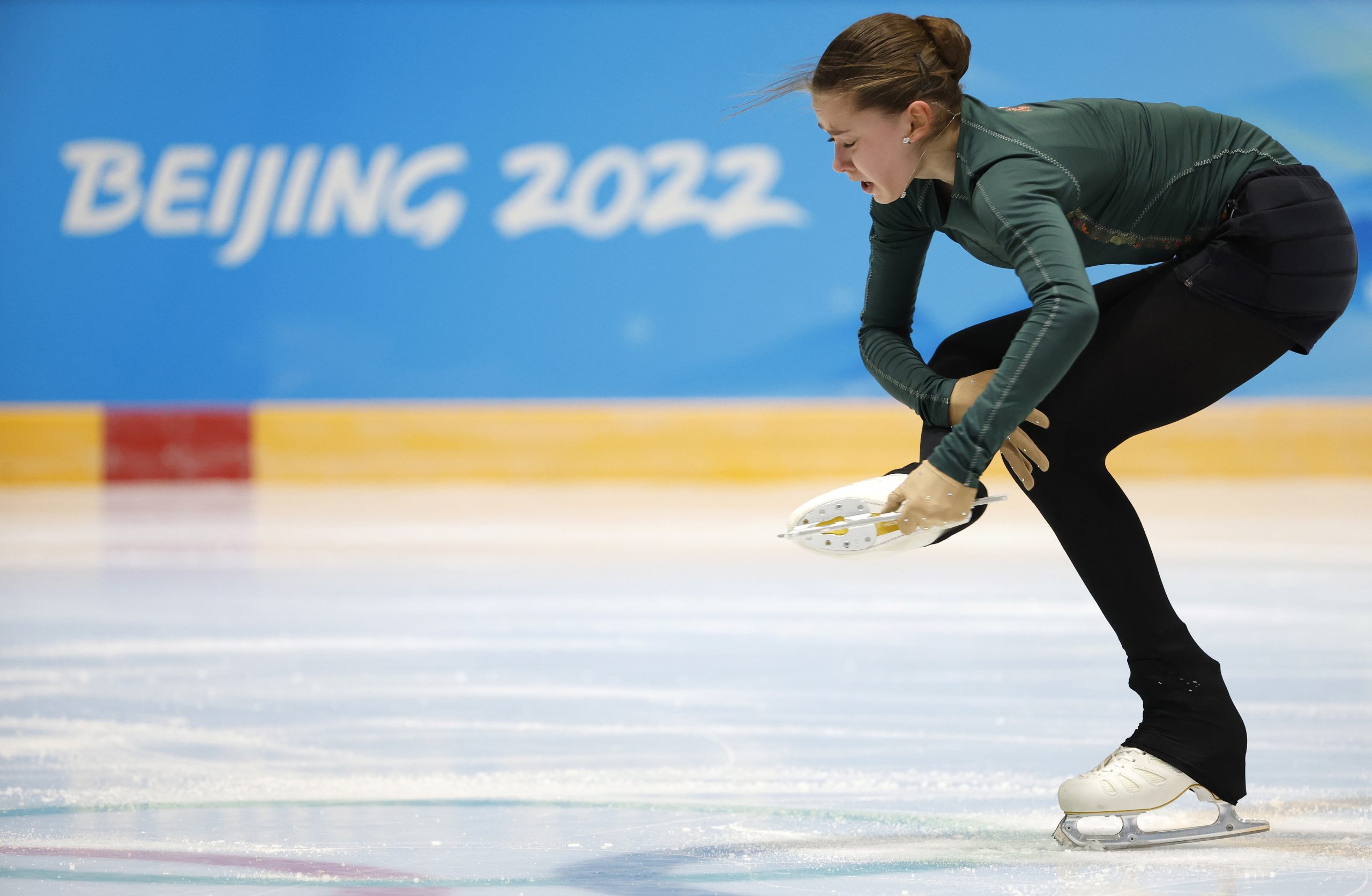 Pequim2022: COI vai aguardar por decisão final no caso Valieva para entregar medalhas