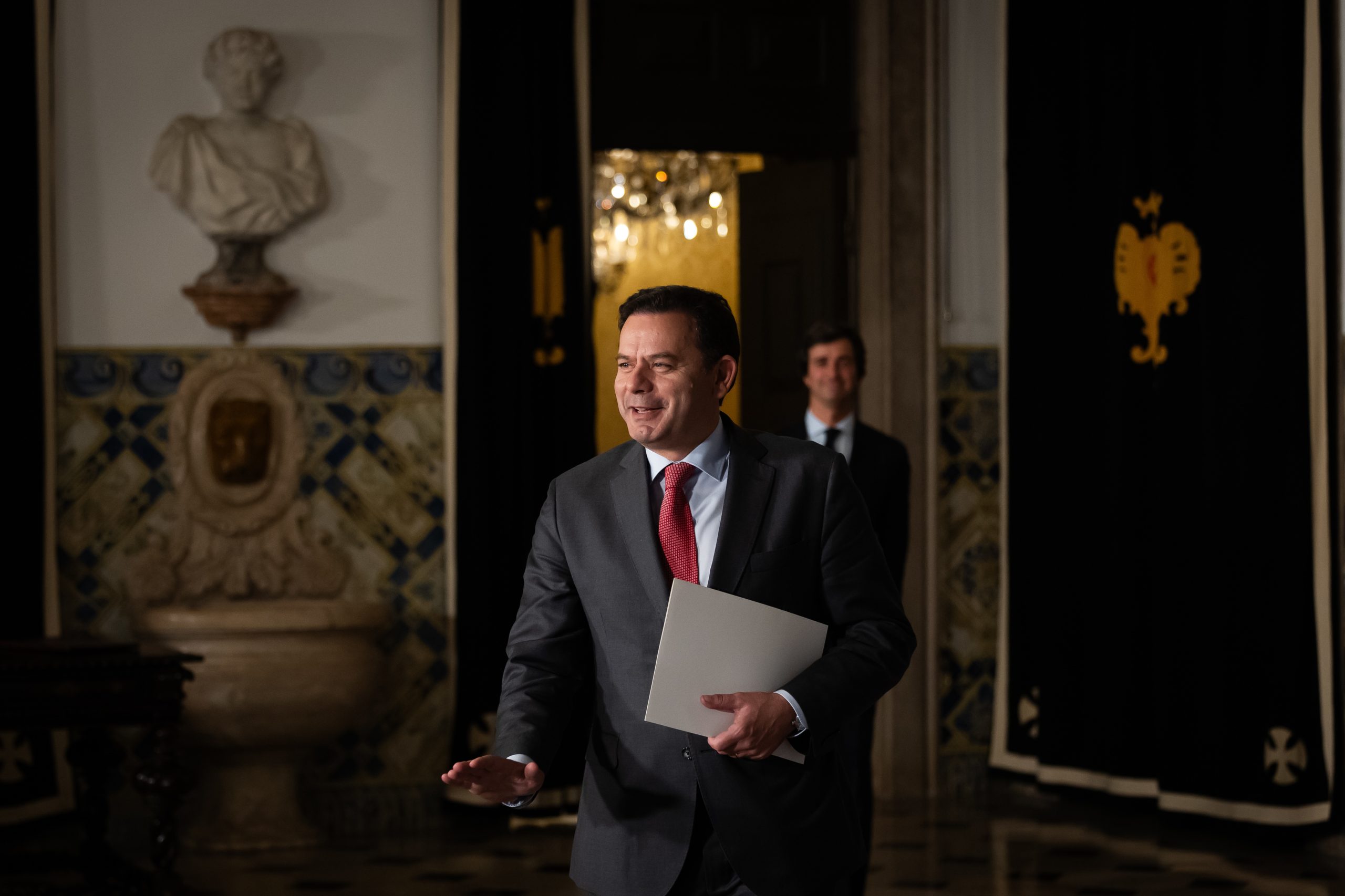 Governo: Montenegro com os mesmos governantes de Costa em 2015 e dois ministérios só com mulheres